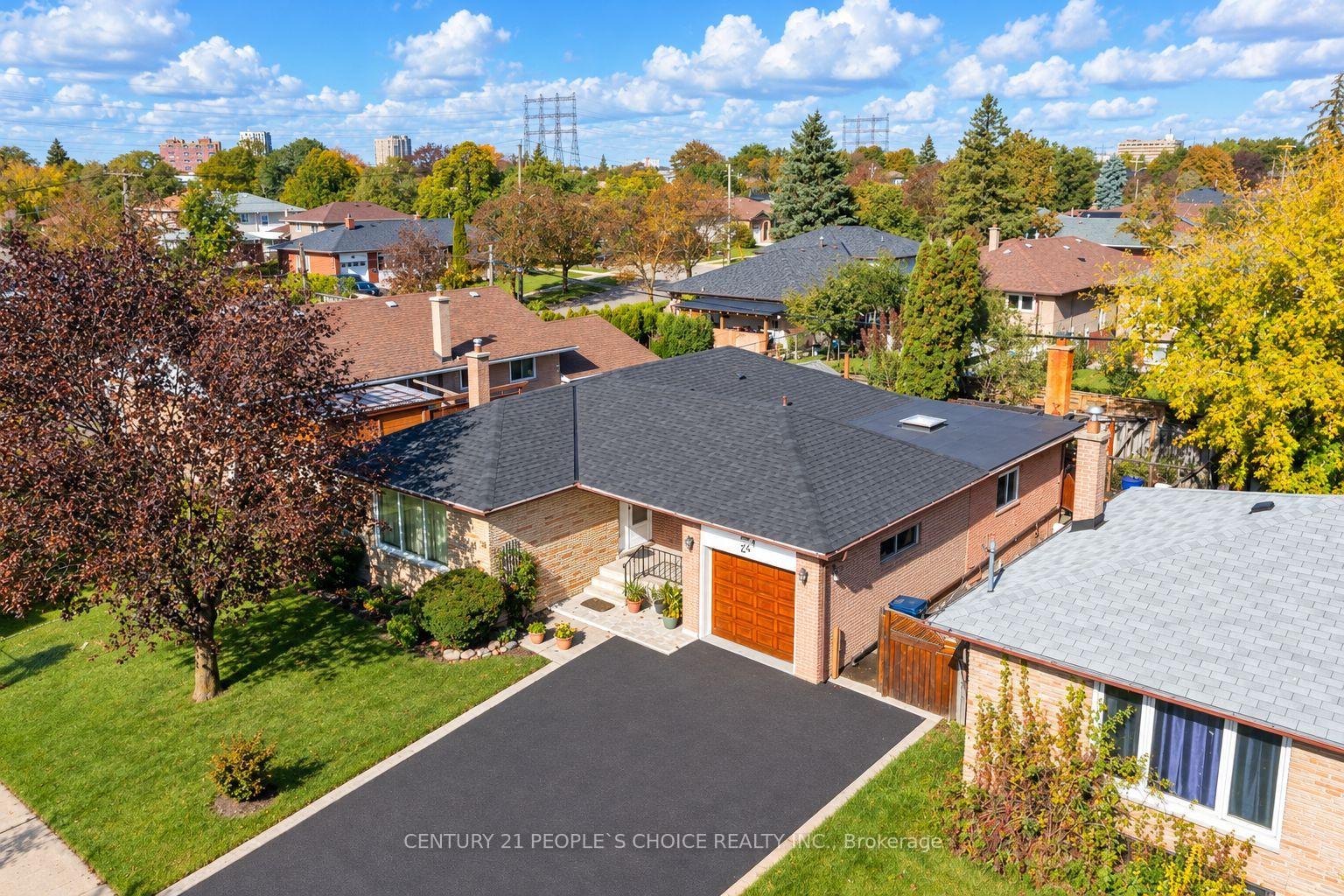 Photo 3 of 228 Jeffcoat Drive, Etobicoke, West Humber-Clairville — HOMEH