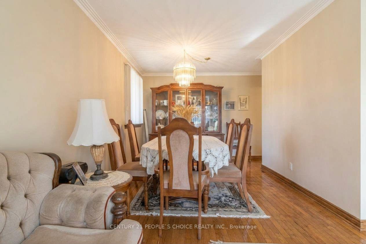 Photo 8 of 228 Jeffcoat Drive, Etobicoke, West Humber-Clairville — HOMEH