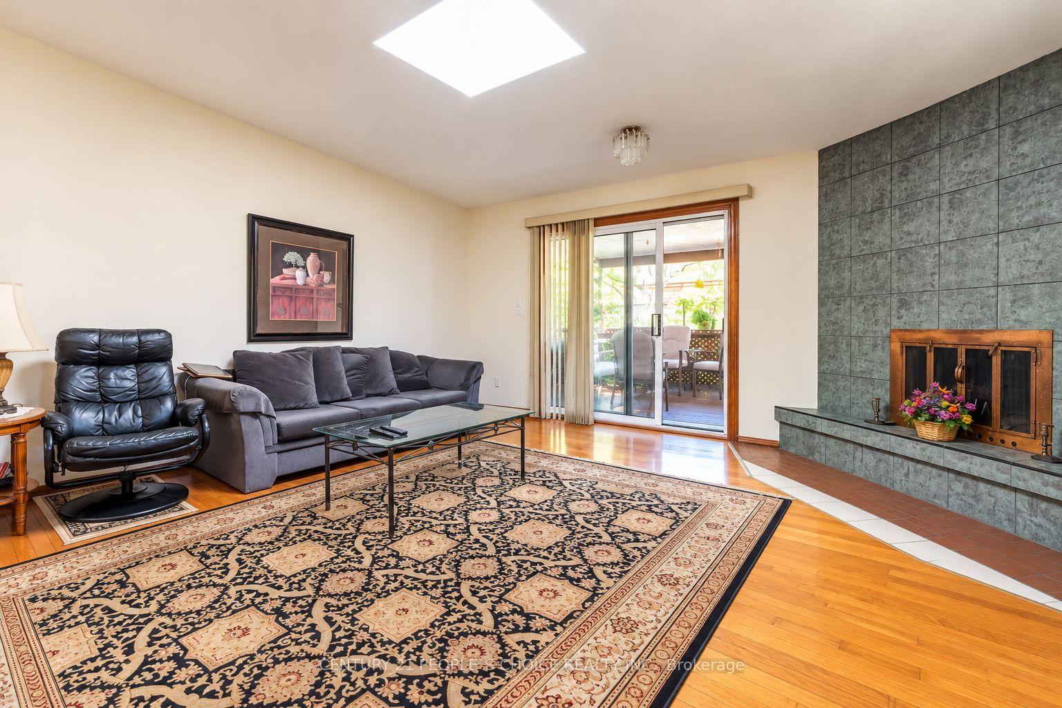 Photo 18 of 228 Jeffcoat Drive, Etobicoke, West Humber-Clairville — HOMEH