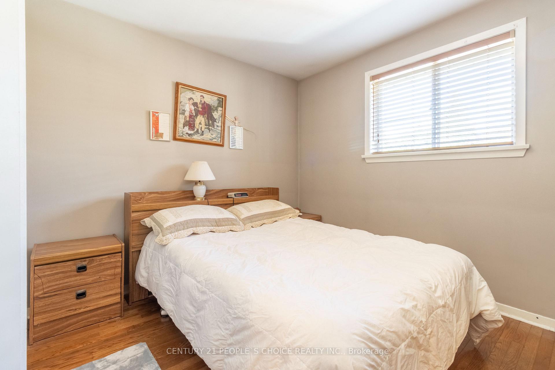 Photo 23 of 228 Jeffcoat Drive, Etobicoke, West Humber-Clairville — HOMEH