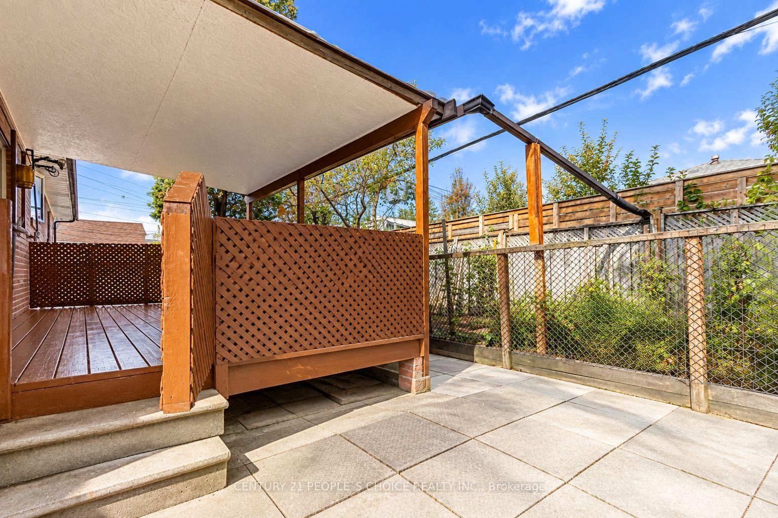 Photo 36 of 228 Jeffcoat Drive, Etobicoke, West Humber-Clairville — HOMEH