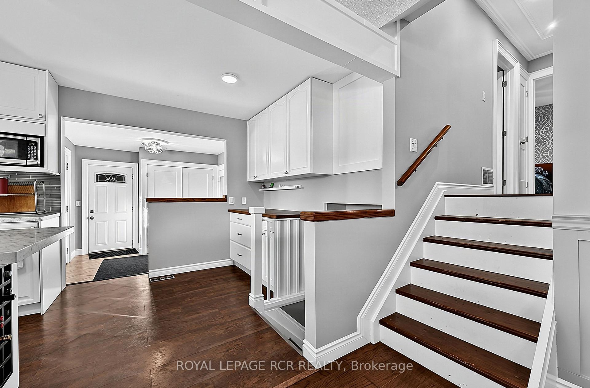 Photo 13 of 177 King Street S, New Tecumseth, Alliston — HOMEH