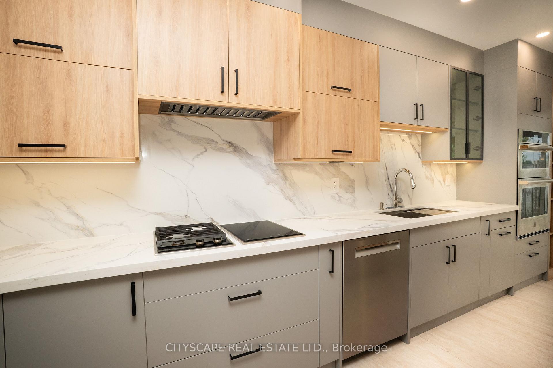Photo 23 of 54 Albright Road, Brampton, Fletcher's Creek Village — HOMEH