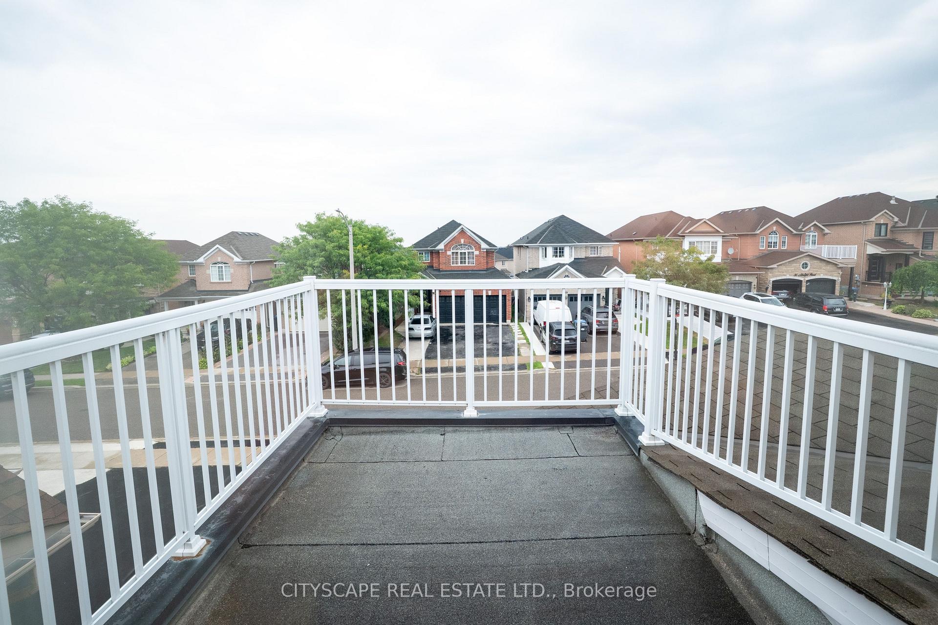 Photo 35 of 54 Albright Road, Brampton, Fletcher's Creek Village — HOMEH