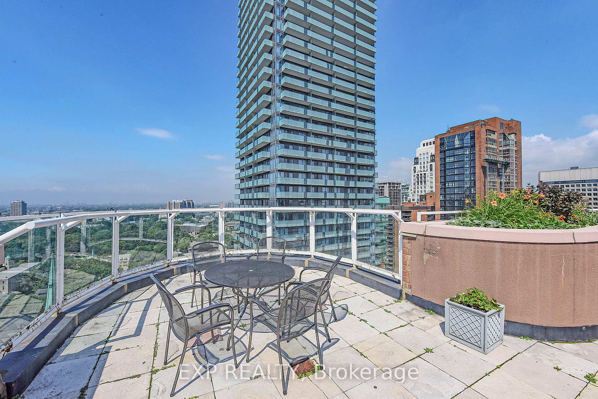 Photo 20 of Unit 1515, 1055 Bay Street, Toronto, Bay Street Corridor — HOMEH