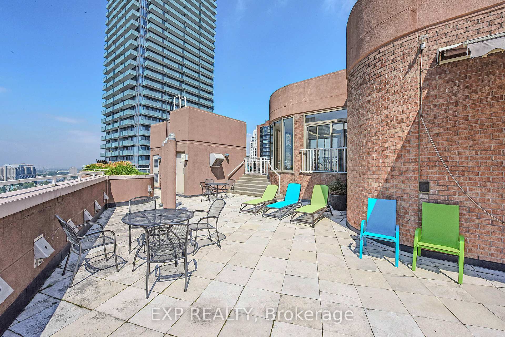 Photo 21 of Unit 1515, 1055 Bay Street, Toronto, Bay Street Corridor — HOMEH