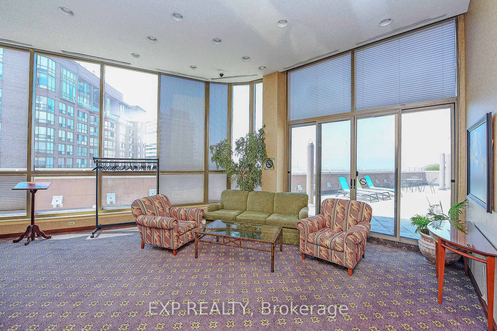 Photo 24 of Unit 1515, 1055 Bay Street, Toronto, Bay Street Corridor — HOMEH