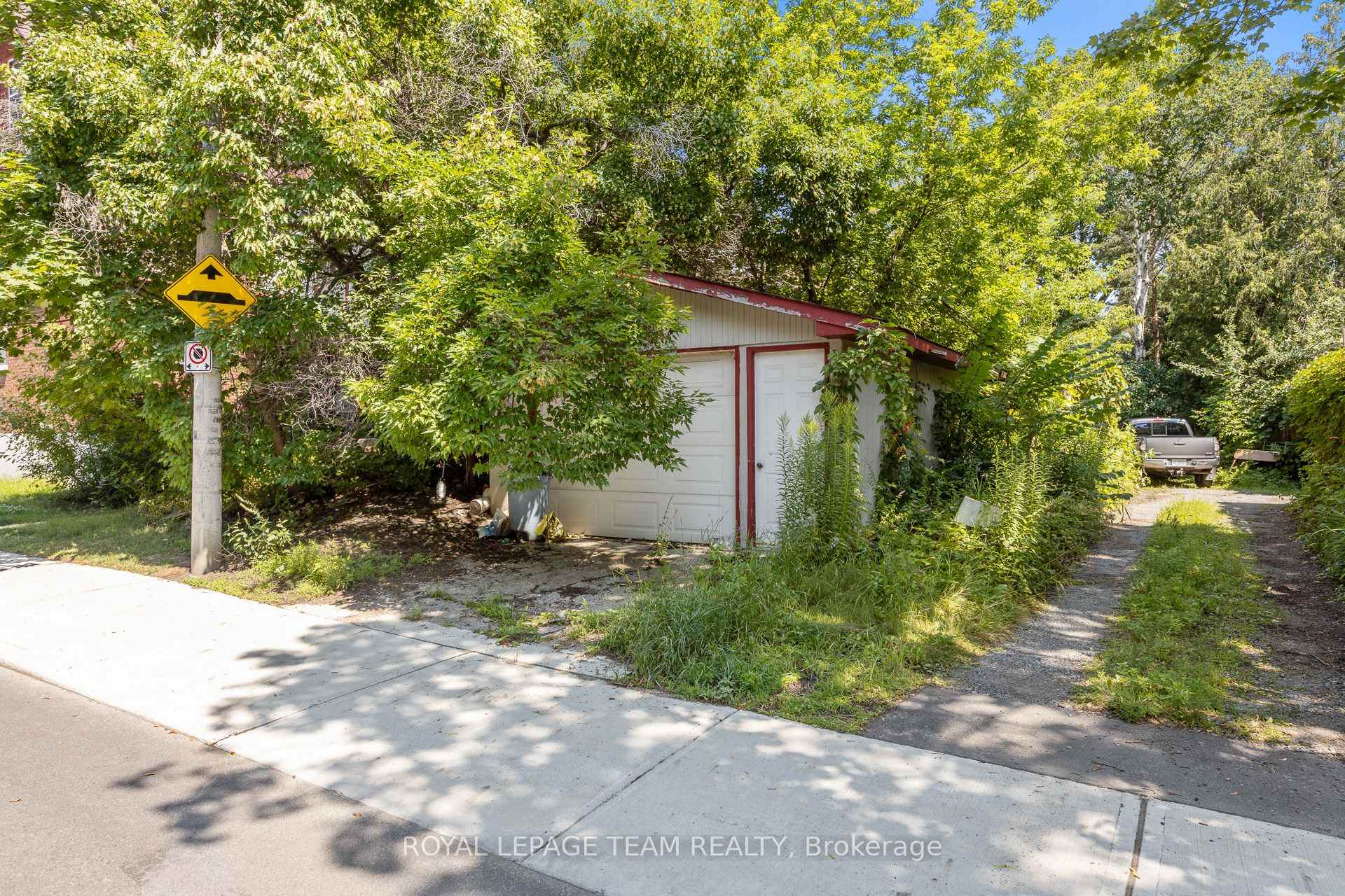 Photo 8 of 101 Grosvenor Avenue, Ottawa, Old Ottawa South — HOMEH