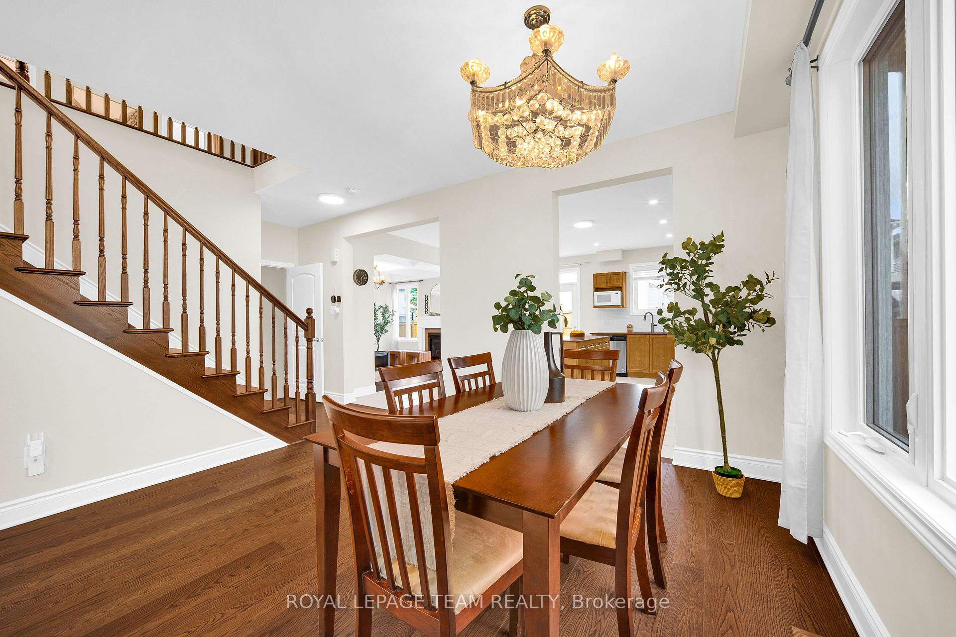 Photo 9 of 607 Parade Drive, Ottawa, Stittsville (South) — HOMEH