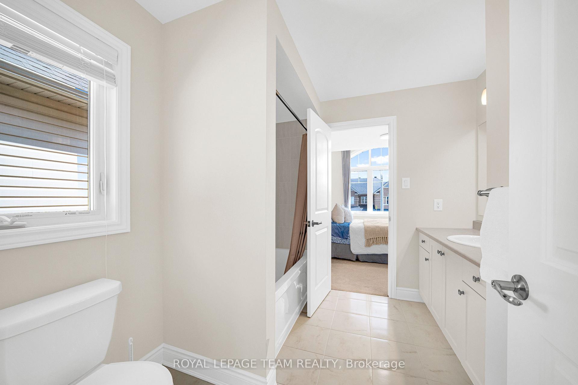 Photo 33 of 607 Parade Drive, Ottawa, Stittsville (South) — HOMEH