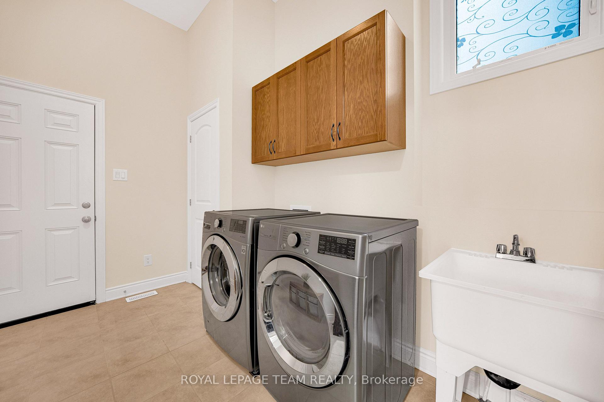 Photo 39 of 607 Parade Drive, Ottawa, Stittsville (South) — HOMEH