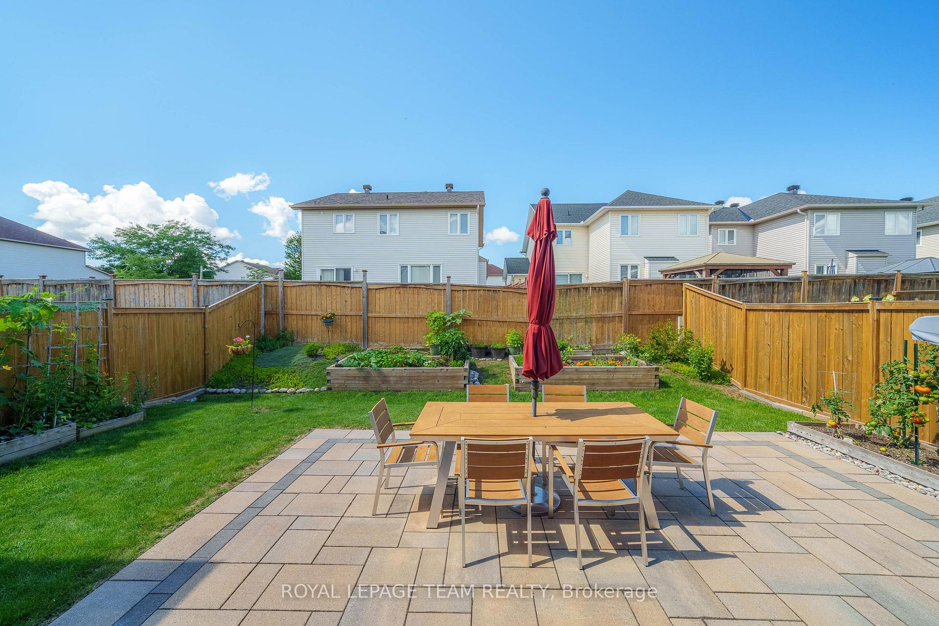 Photo 43 of 607 Parade Drive, Ottawa, Stittsville (South) — HOMEH