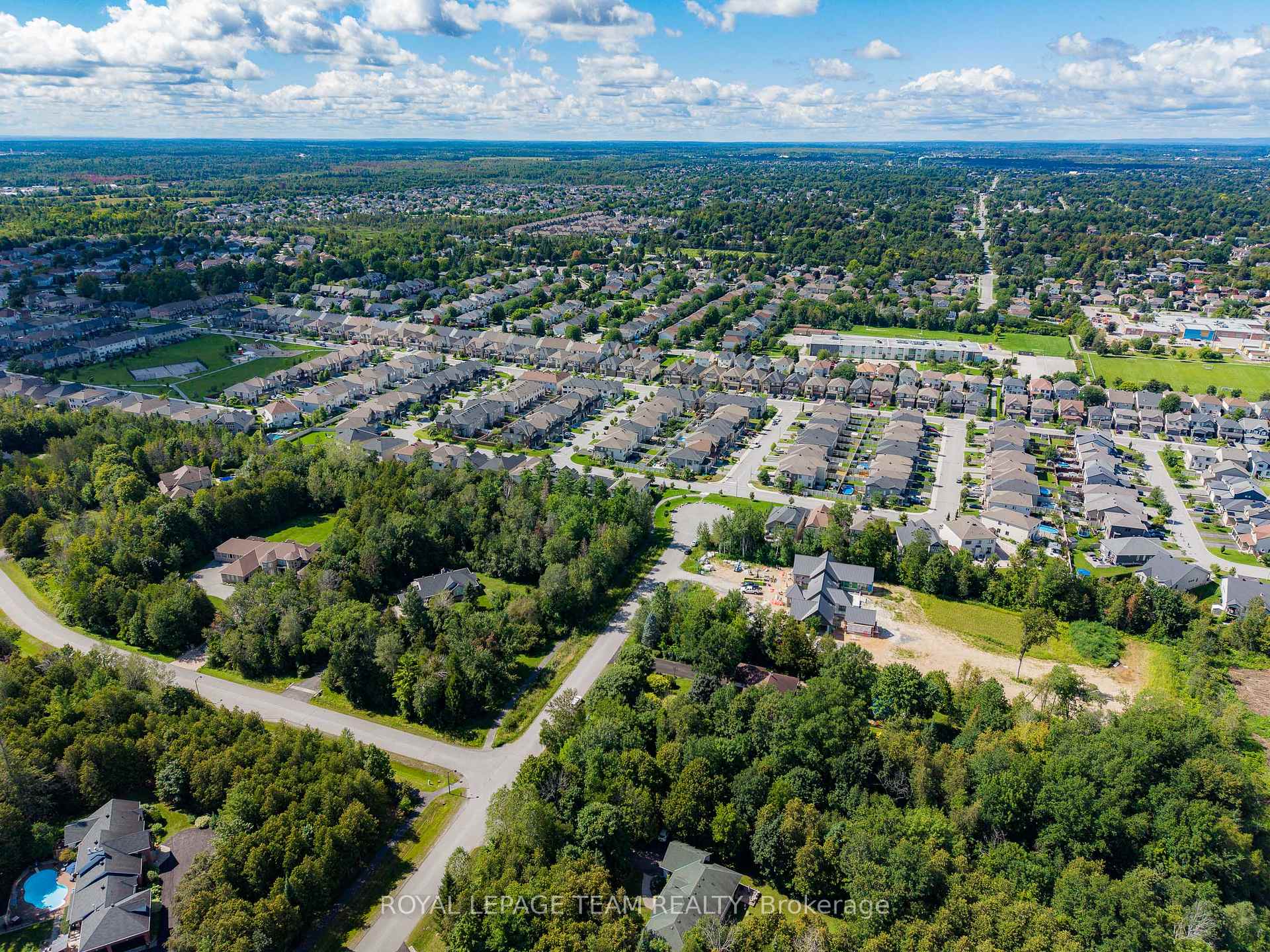 Photo 49 of 607 Parade Drive, Ottawa, Stittsville (South) — HOMEH