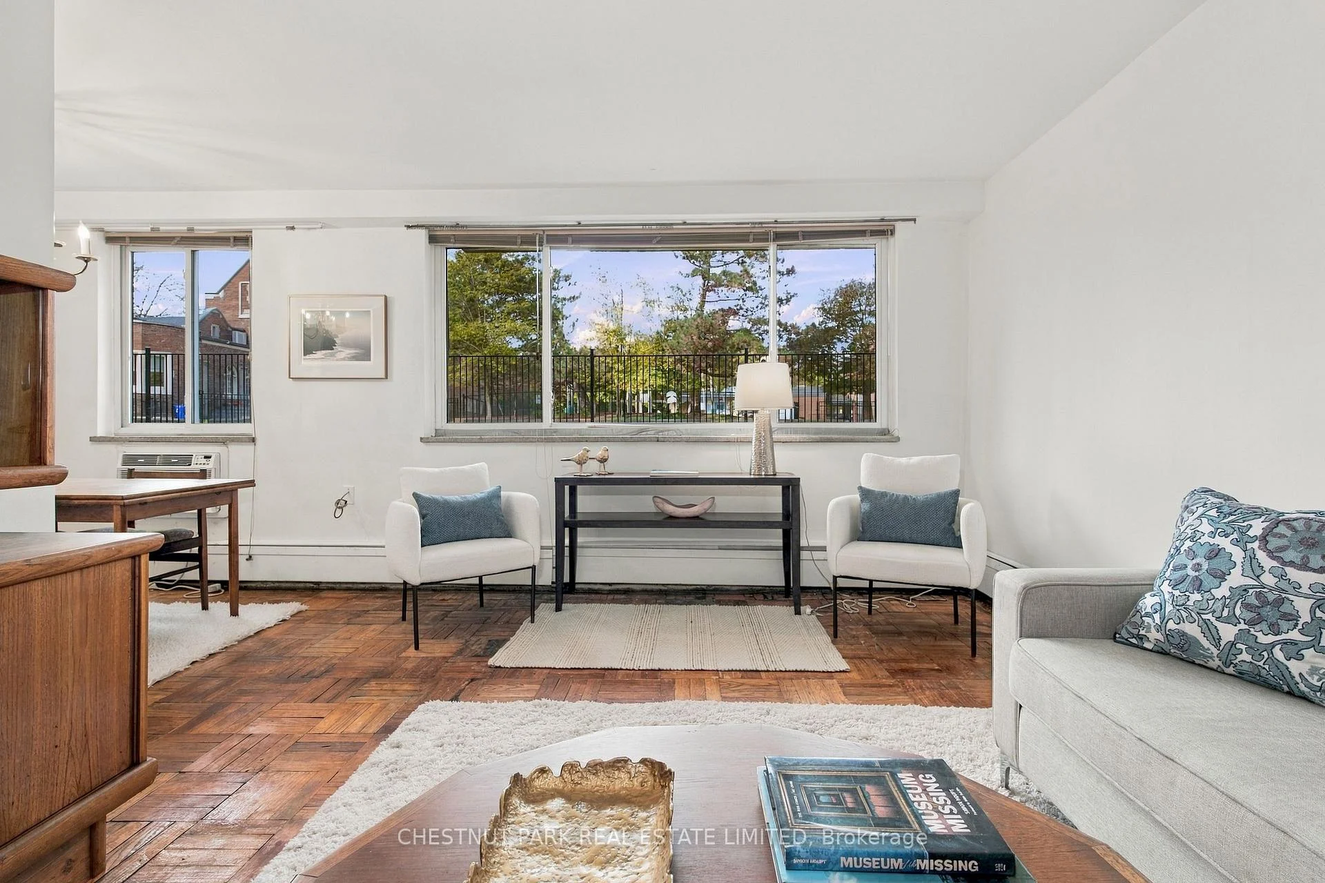 Photo 4 of 158 Crescent Road, Toronto, Rosedale-Moore Park — HOMEH
