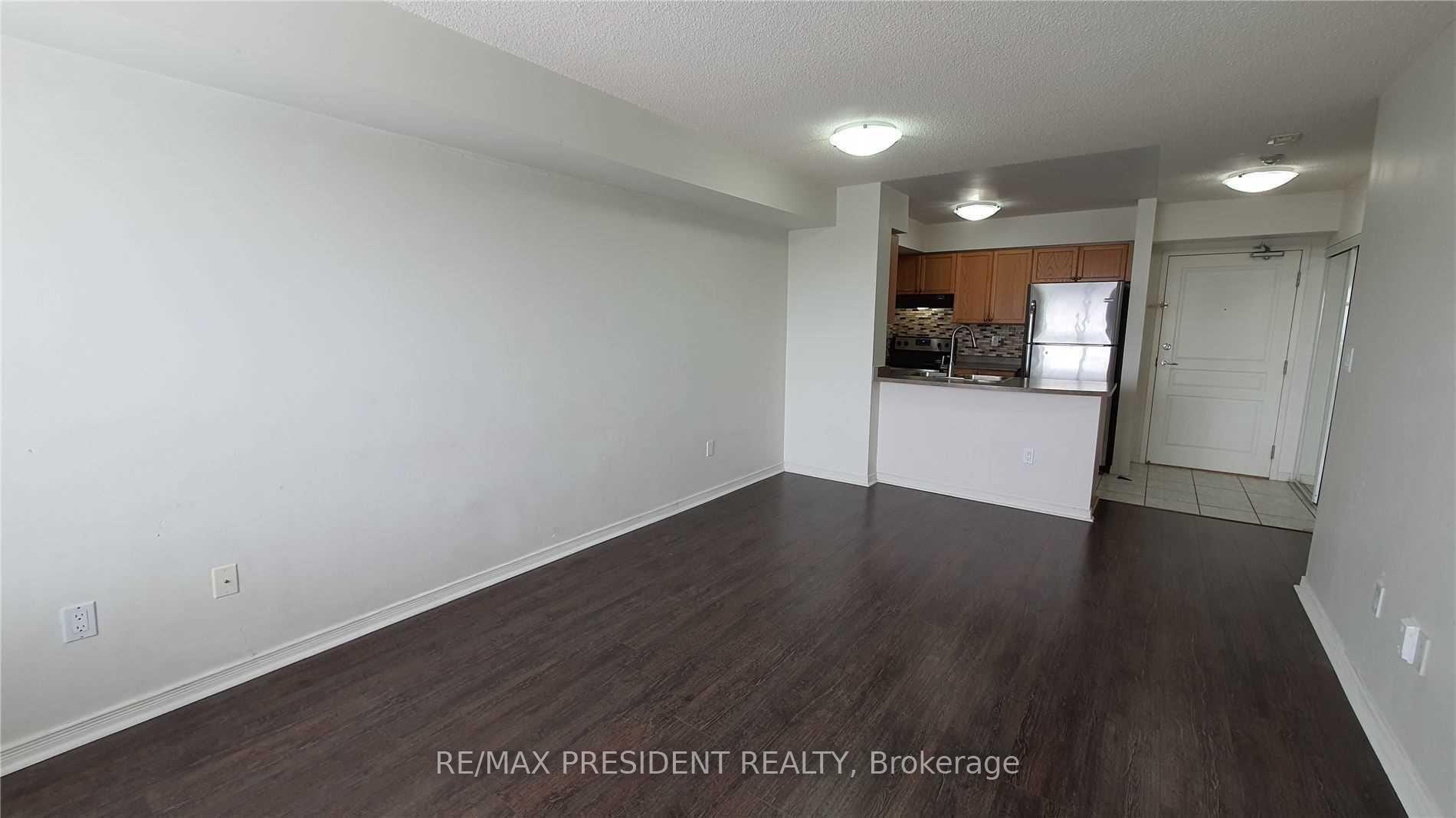 Photo 8 of Unit 501, 300 Ray Lawson Boulevard, Brampton, Fletcher's Creek South — HOMEH