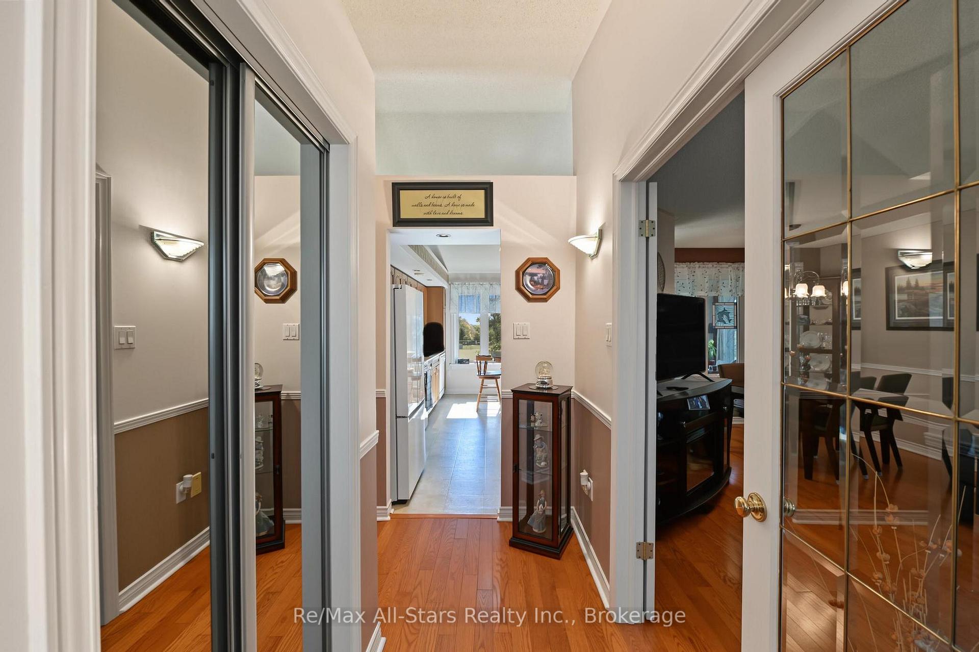 Photo 7 of 9 Hillview Drive, Kawartha Lakes, Bobcaygeon — HOMEH