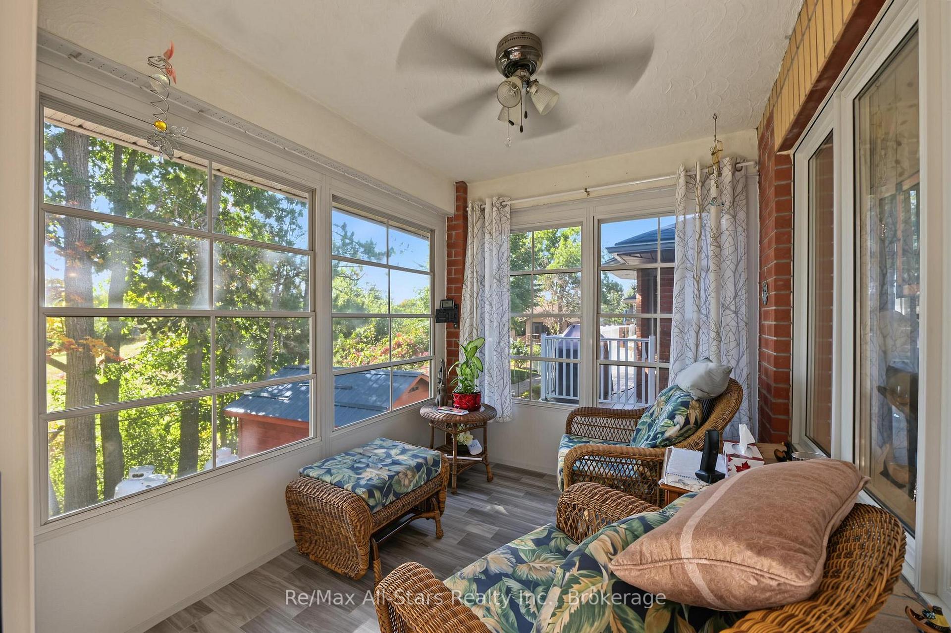 Photo 18 of 9 Hillview Drive, Kawartha Lakes, Bobcaygeon — HOMEH