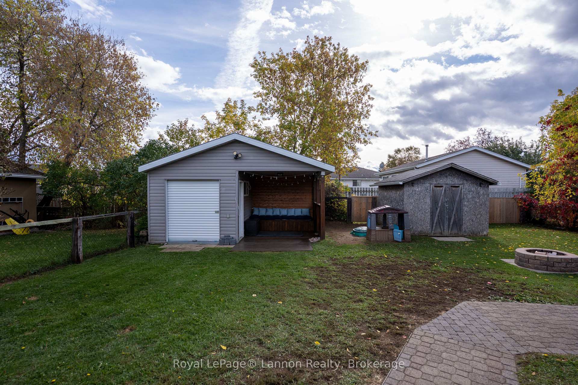 Photo 42 of 95 Oswald Street, Thunder Bay, Shuniah — HOMEH