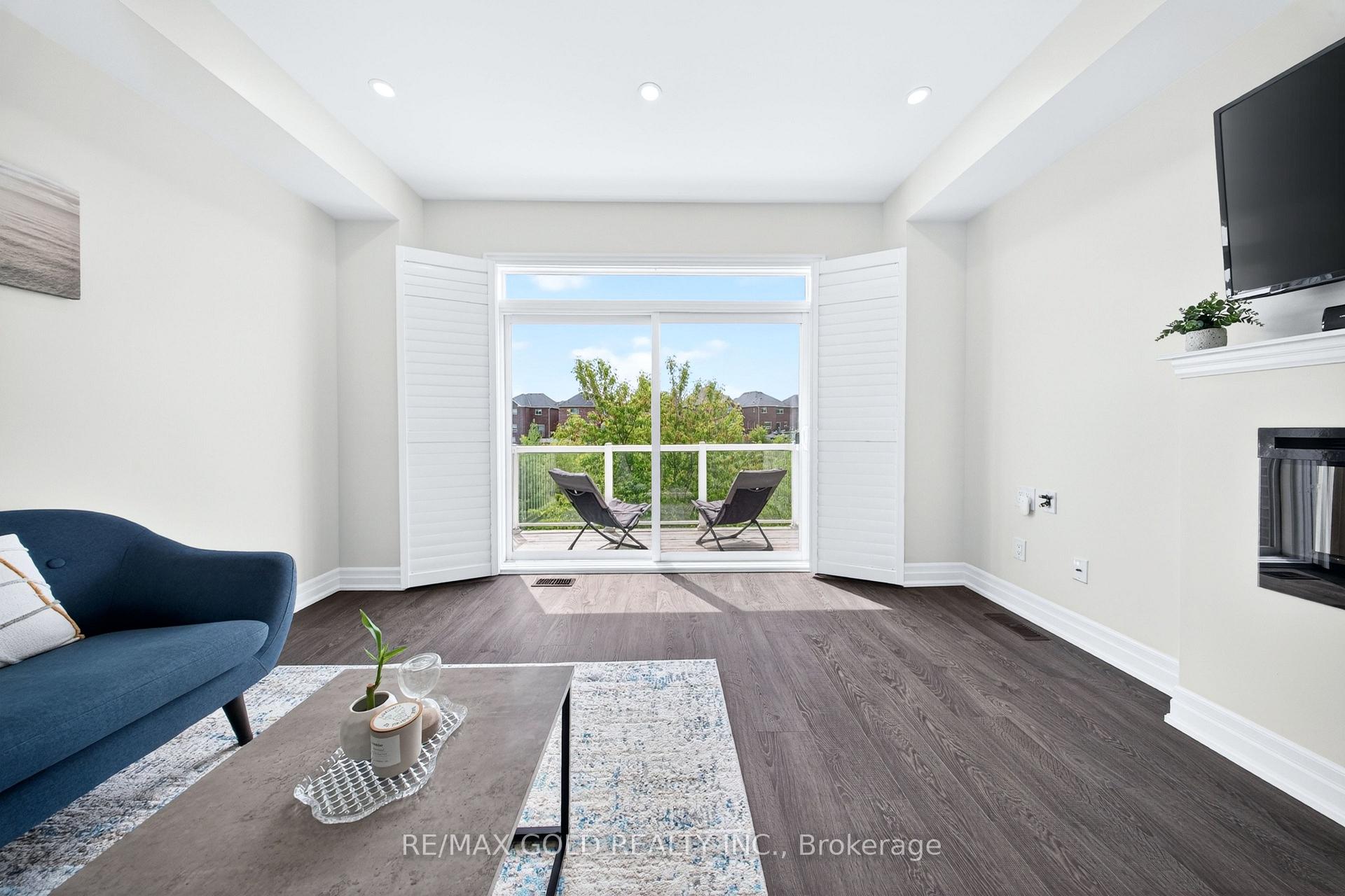Photo 24 of Unit 12, 384 Arctic Red Drive, Oshawa, Windfields — HOMEH