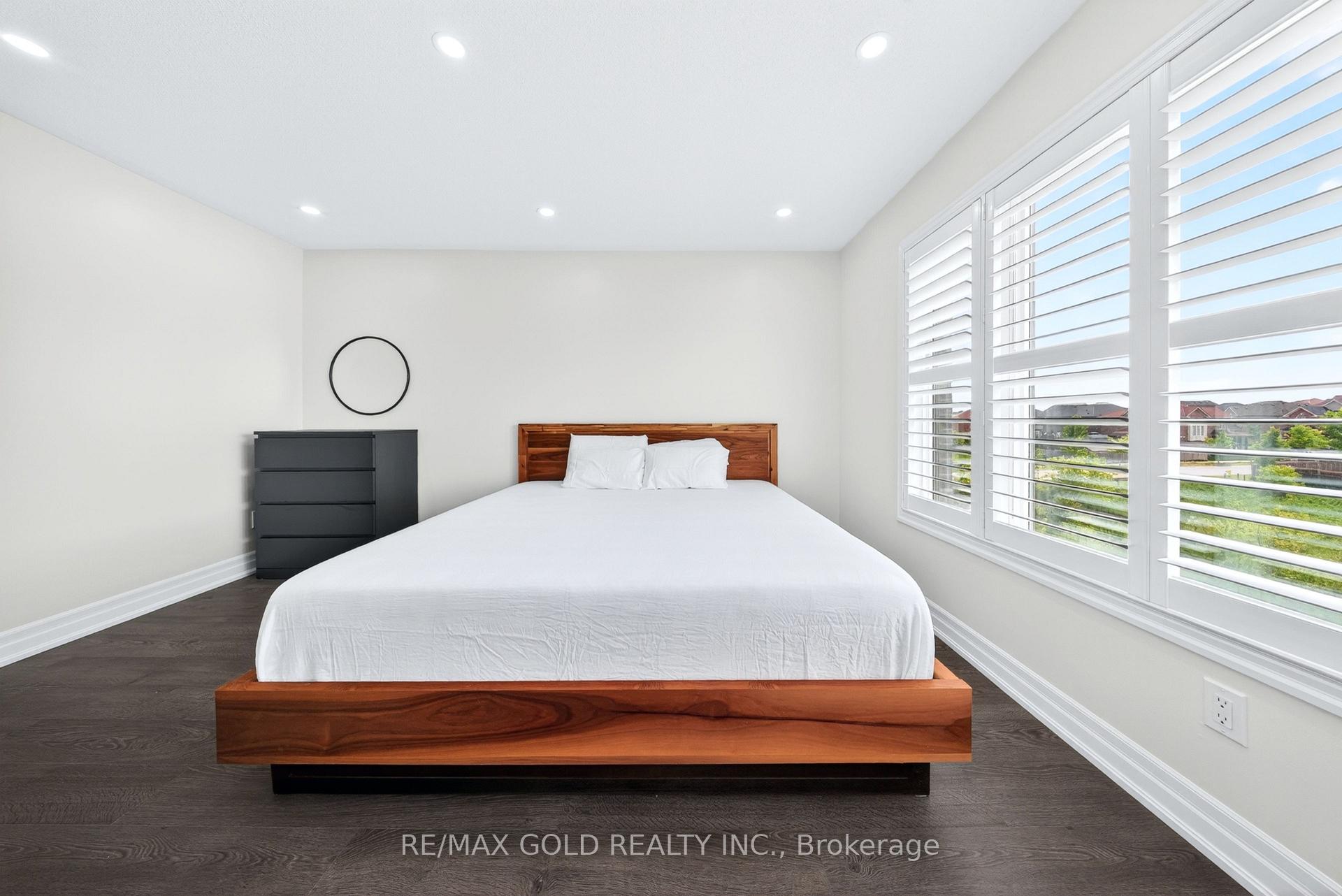 Photo 29 of Unit 12, 384 Arctic Red Drive, Oshawa, Windfields — HOMEH