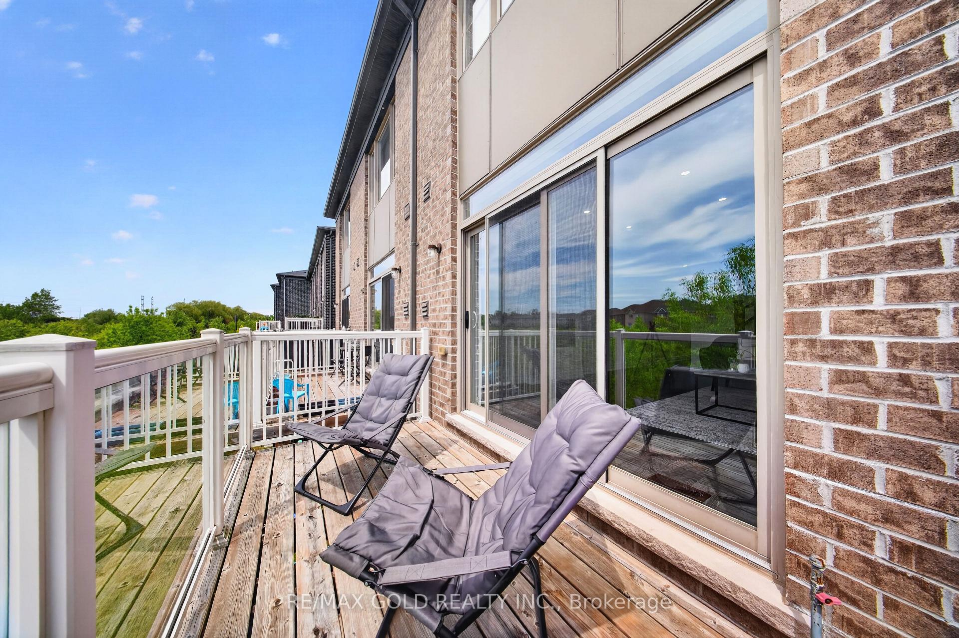 Photo 38 of Unit 12, 384 Arctic Red Drive, Oshawa, Windfields — HOMEH