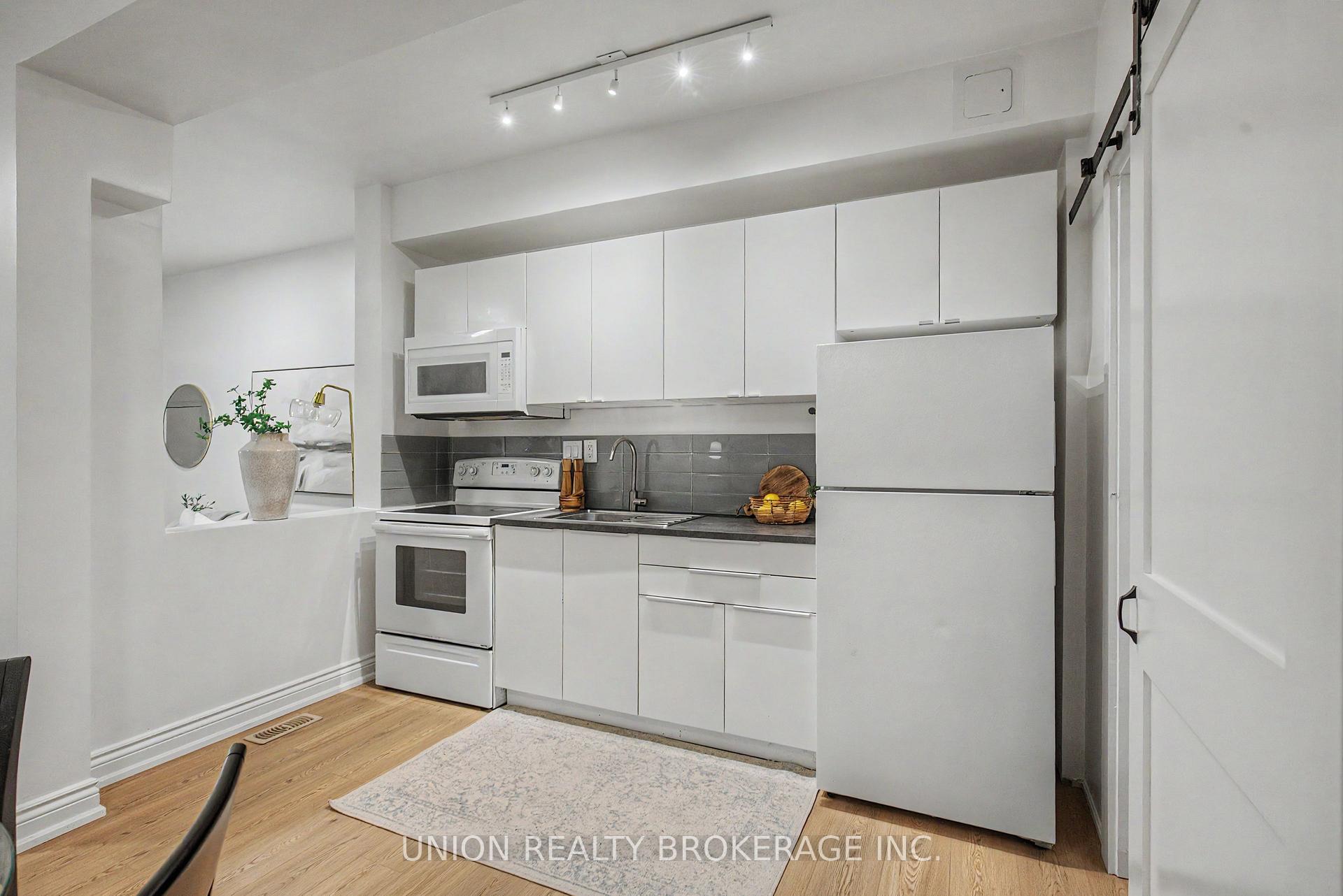 Photo 10 of 93 Rainsford Road, Toronto, The Beaches — HOMEH