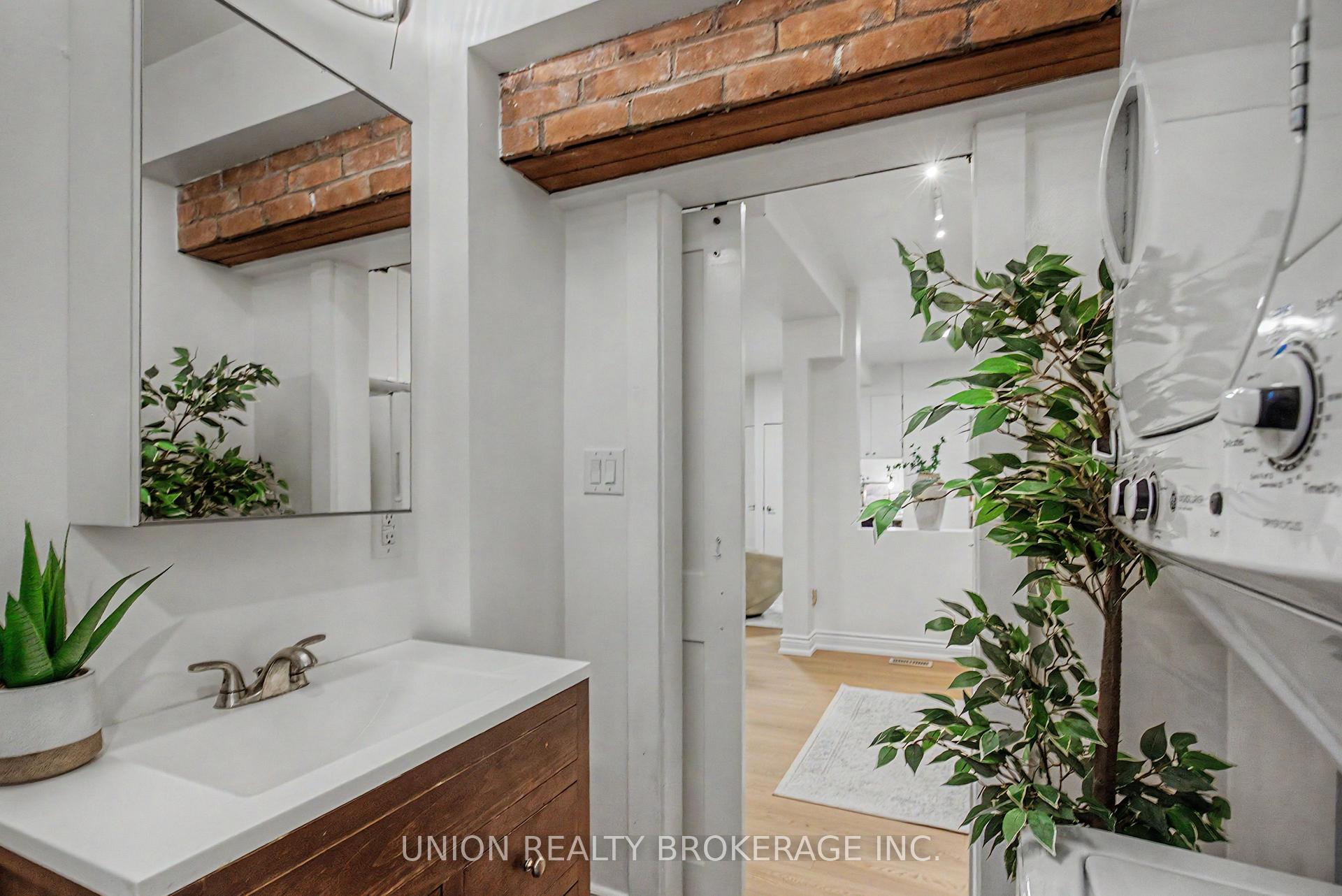 Photo 17 of 93 Rainsford Road, Toronto, The Beaches — HOMEH