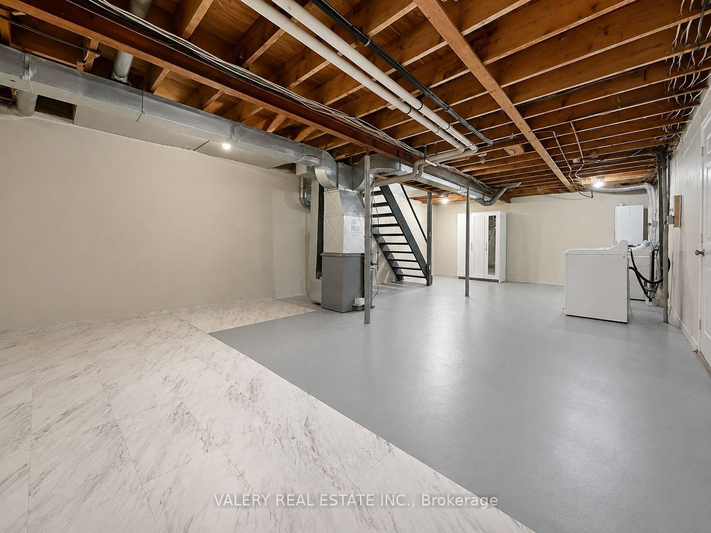 Photo 10 of Unit A, 518 Sunnydale Place, Waterloo, Lakeshore Village — HOMEH