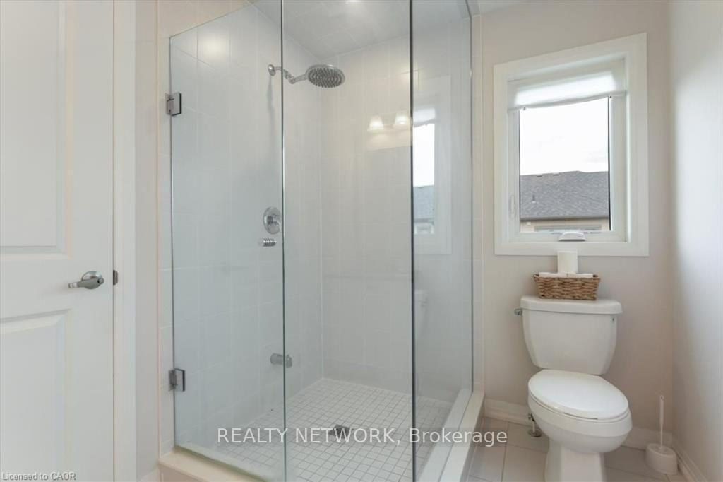 Photo 18 of 329 Provident Way, Hamilton, Mount Hope — HOMEH