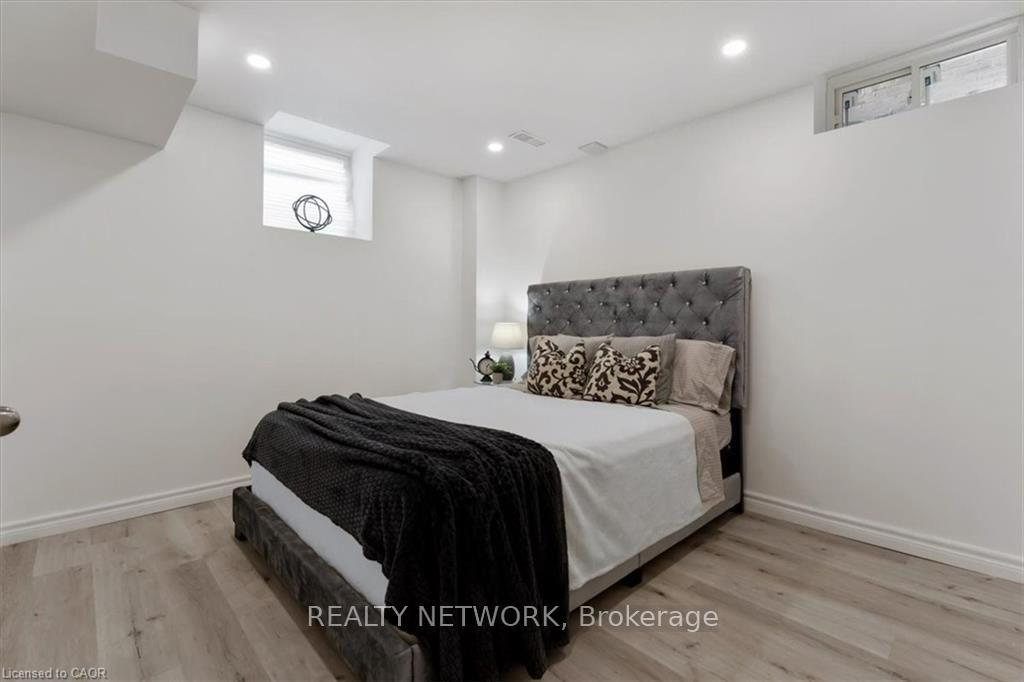 Photo 32 of 329 Provident Way, Hamilton, Mount Hope — HOMEH