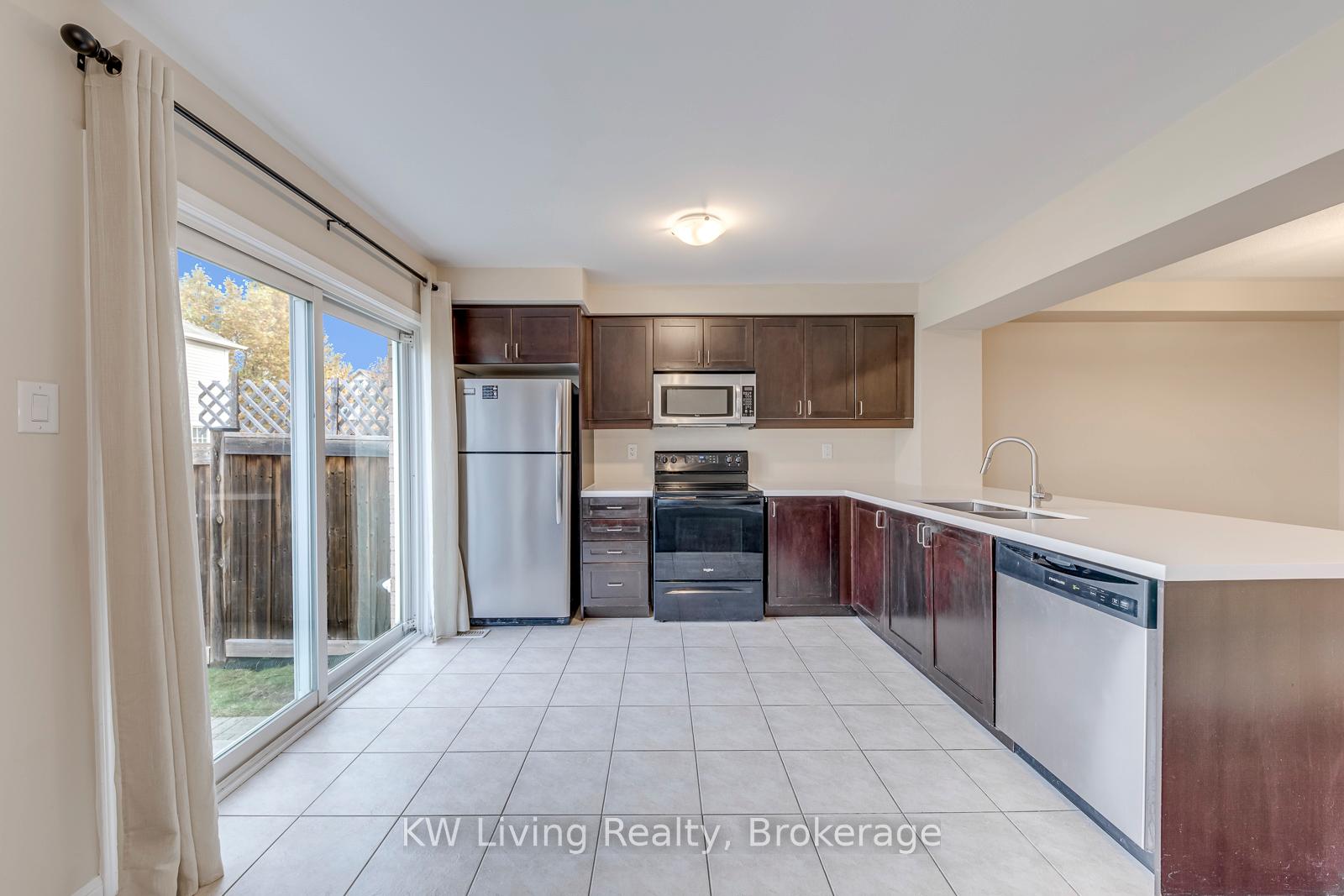 Photo 15 of 348 Chuchmach Close, Milton, Willmott — HOMEH