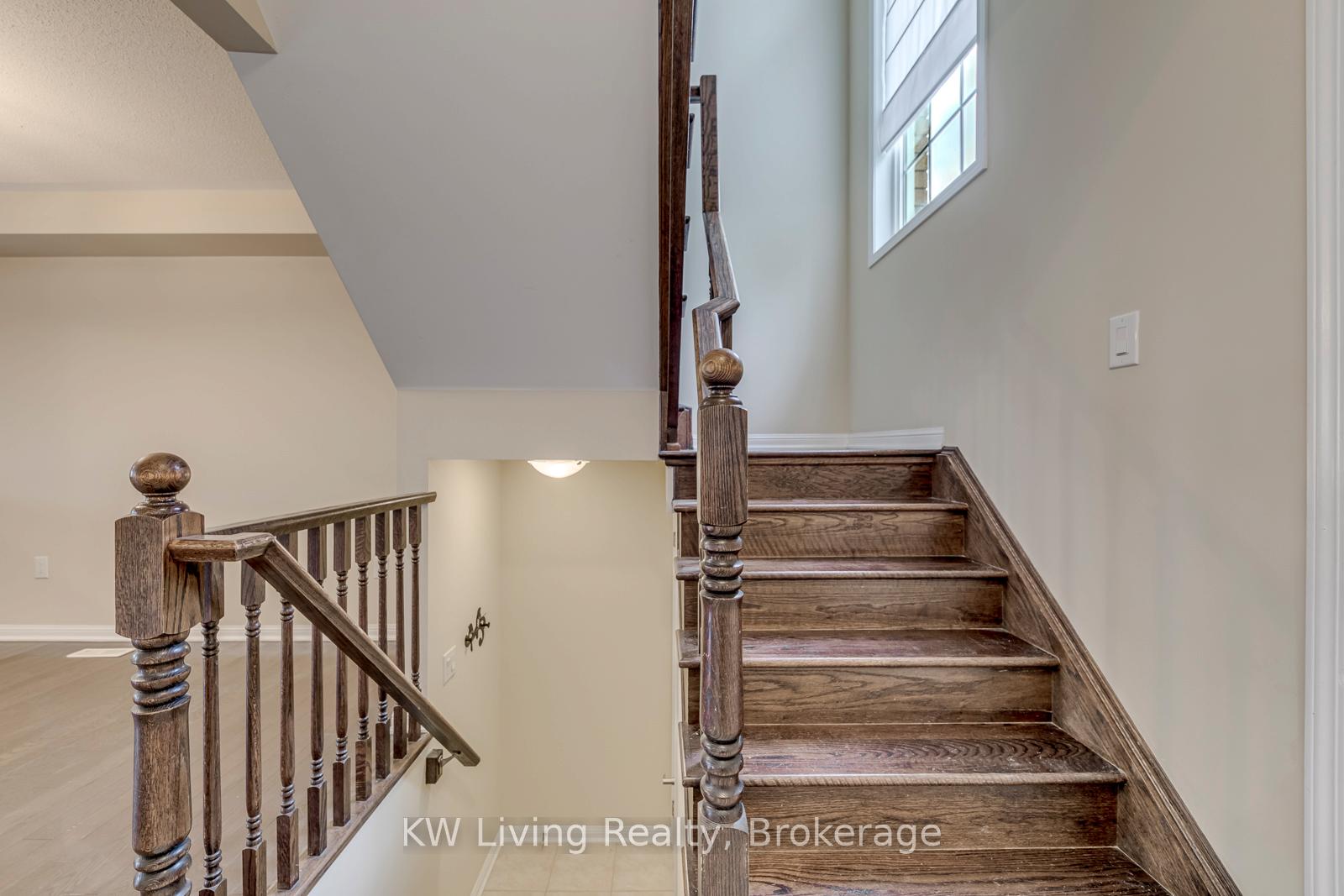 Photo 21 of 348 Chuchmach Close, Milton, Willmott — HOMEH