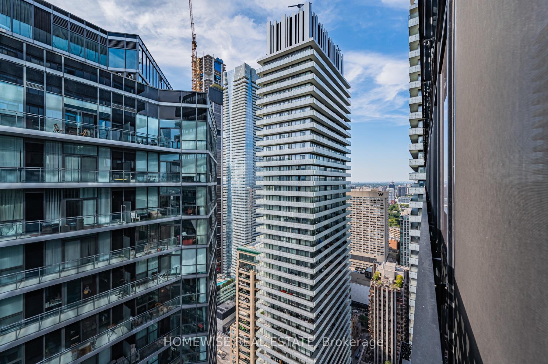 Photo 17 of Unit 4506, 55 Charles Street E, Toronto, Church-Yonge Corridor — HOMEH