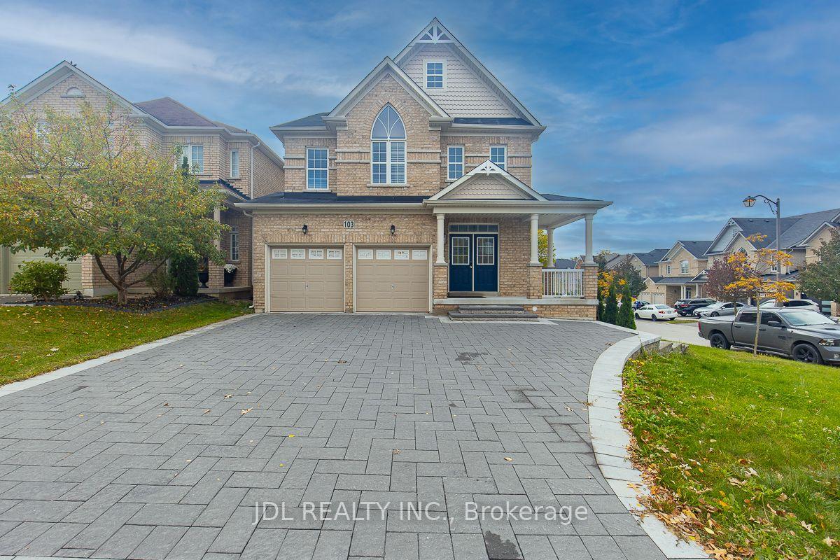 Photo of 103 Herefordshire Crescent