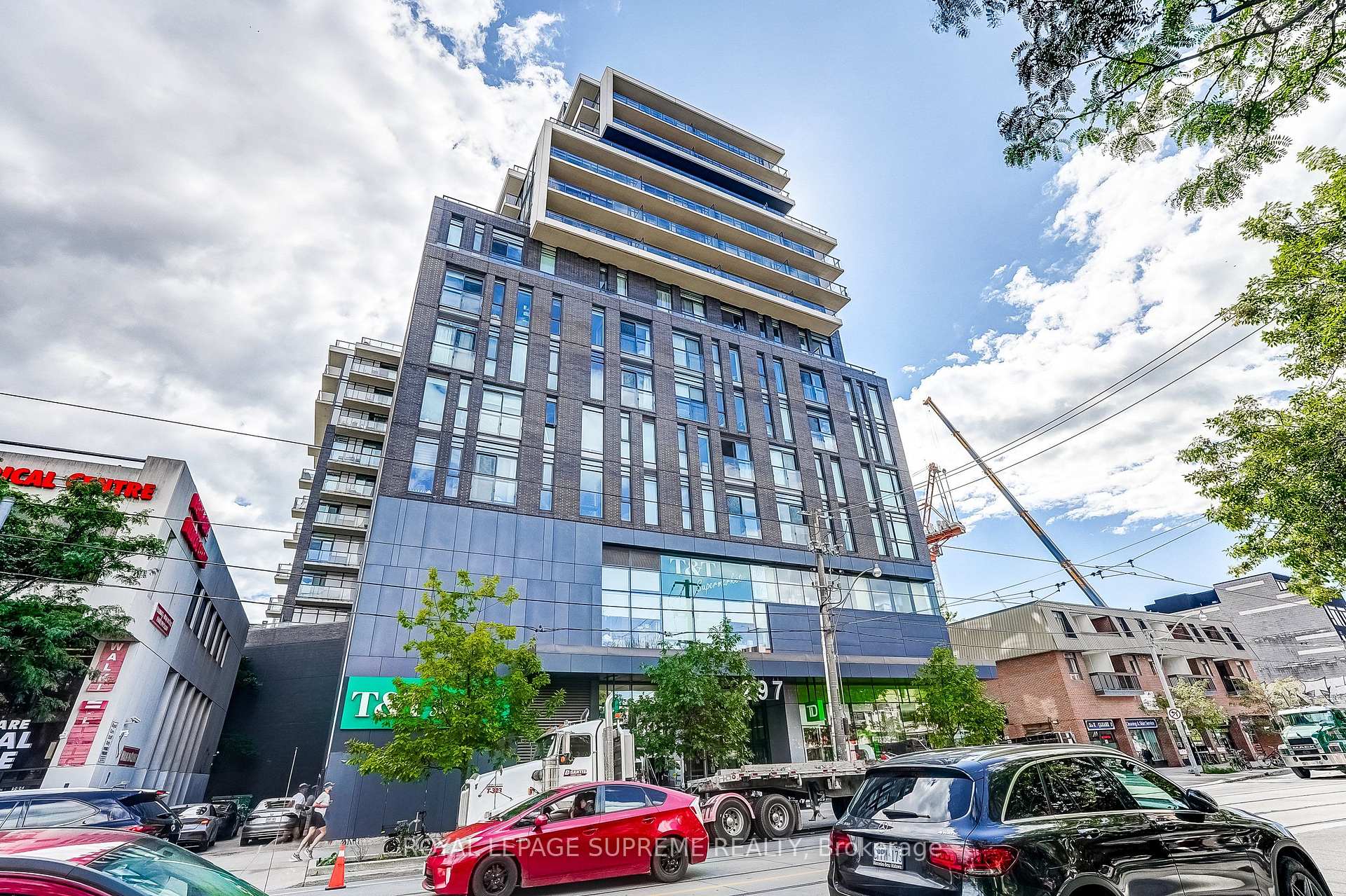 Photo 3 of Unit 720, 297 College Street, Toronto, Kensington-Chinatown — HOMEH
