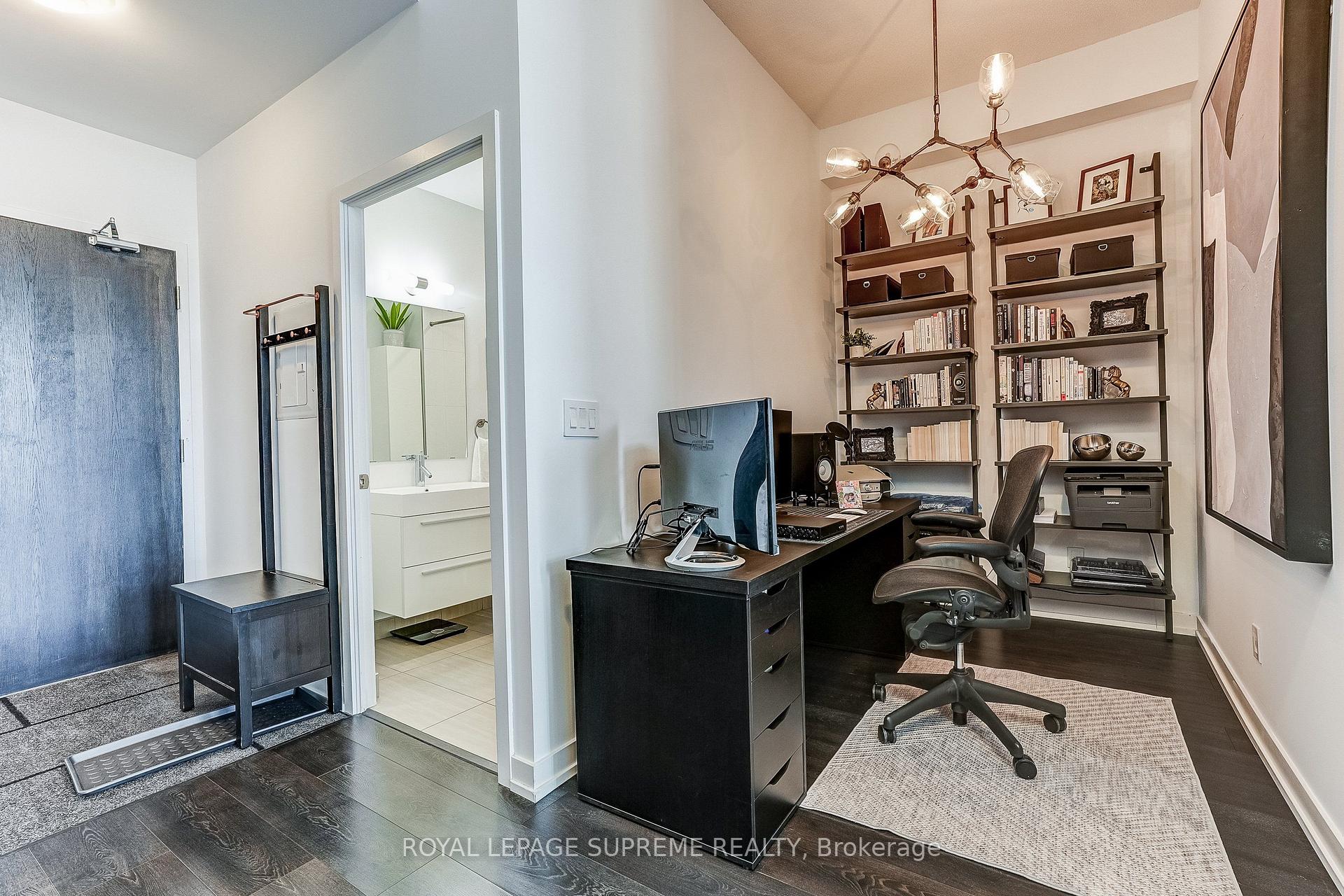 Photo 11 of Unit 720, 297 College Street, Toronto, Kensington-Chinatown — HOMEH