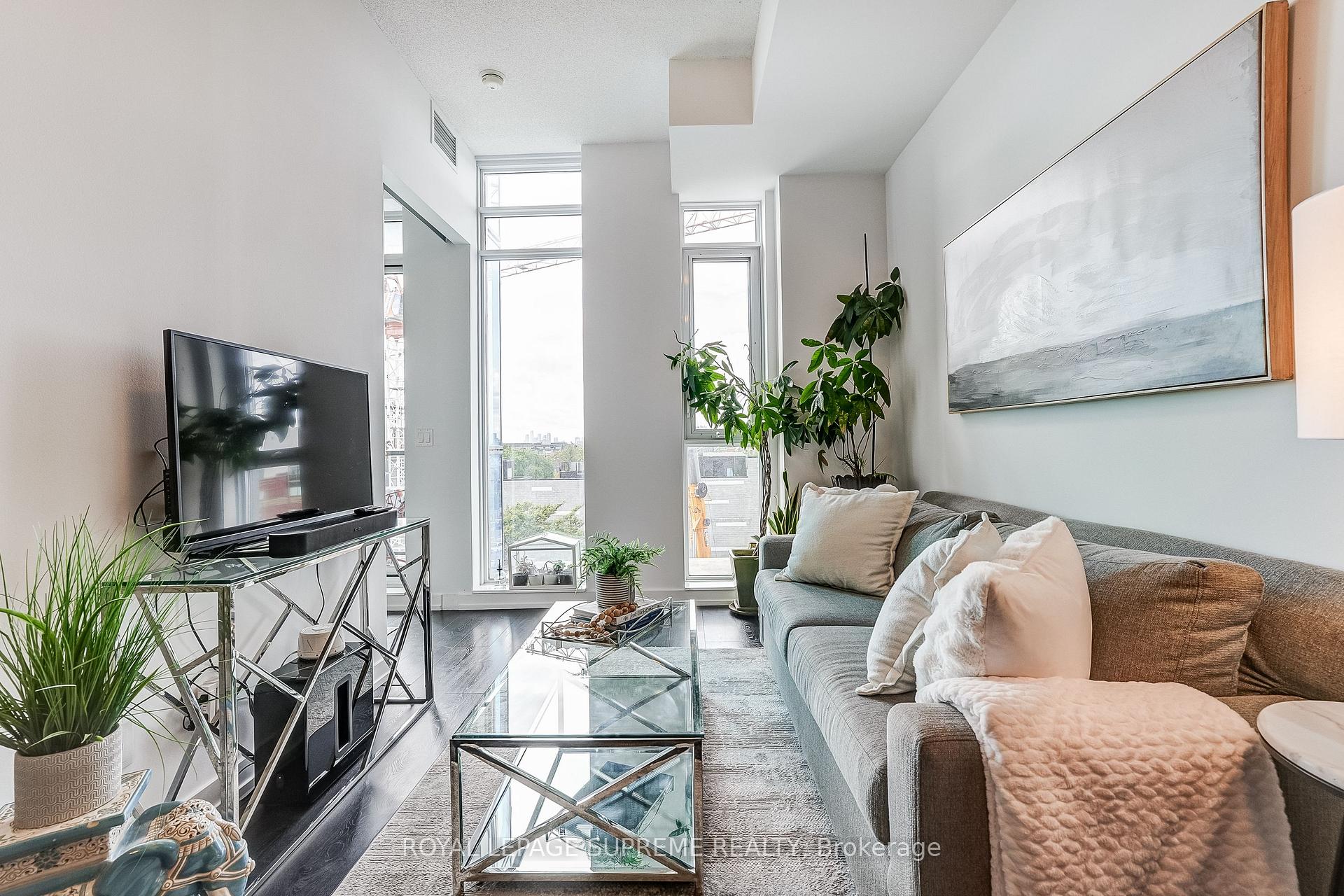 Photo 15 of Unit 720, 297 College Street, Toronto, Kensington-Chinatown — HOMEH