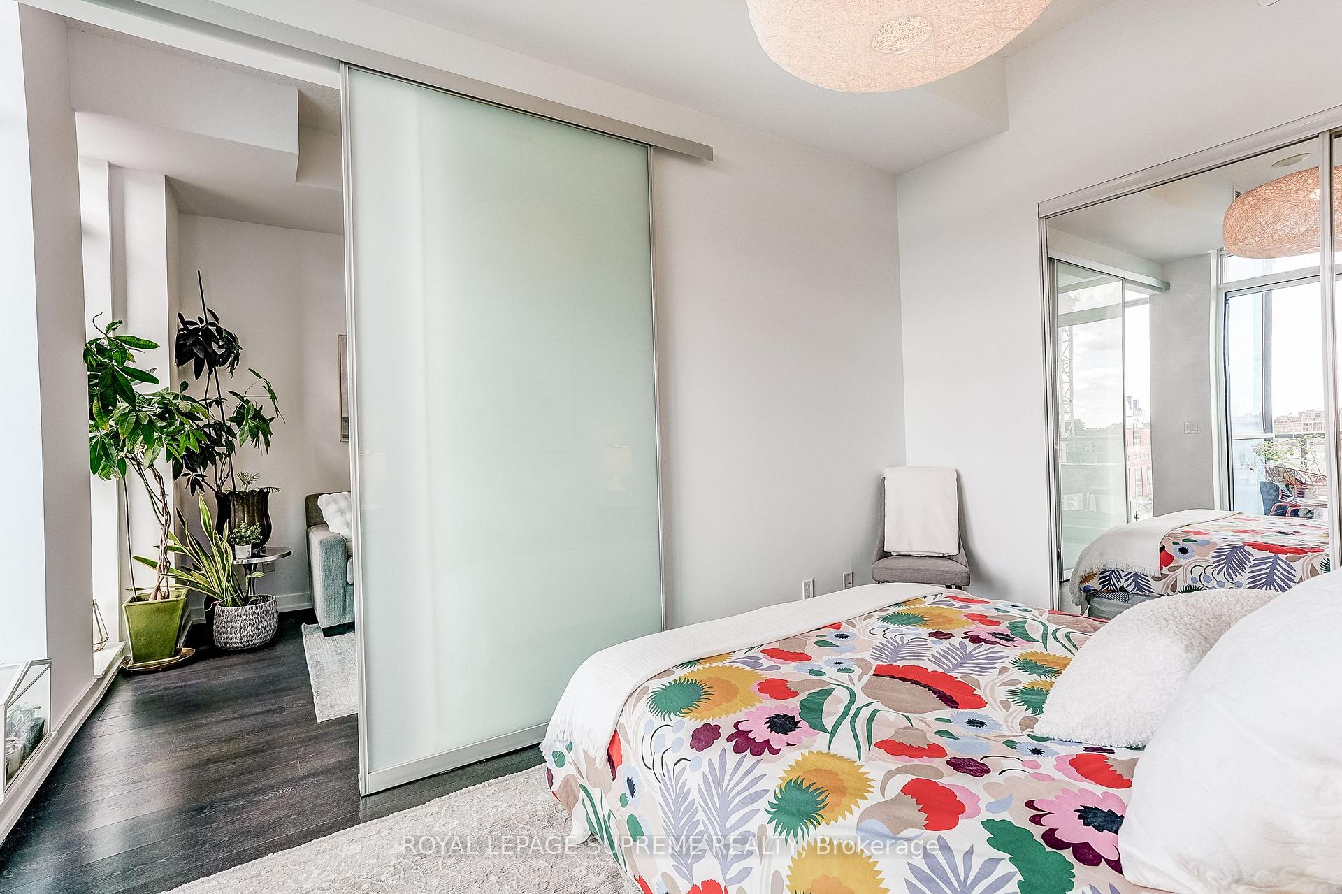 Photo 17 of Unit 720, 297 College Street, Toronto, Kensington-Chinatown — HOMEH