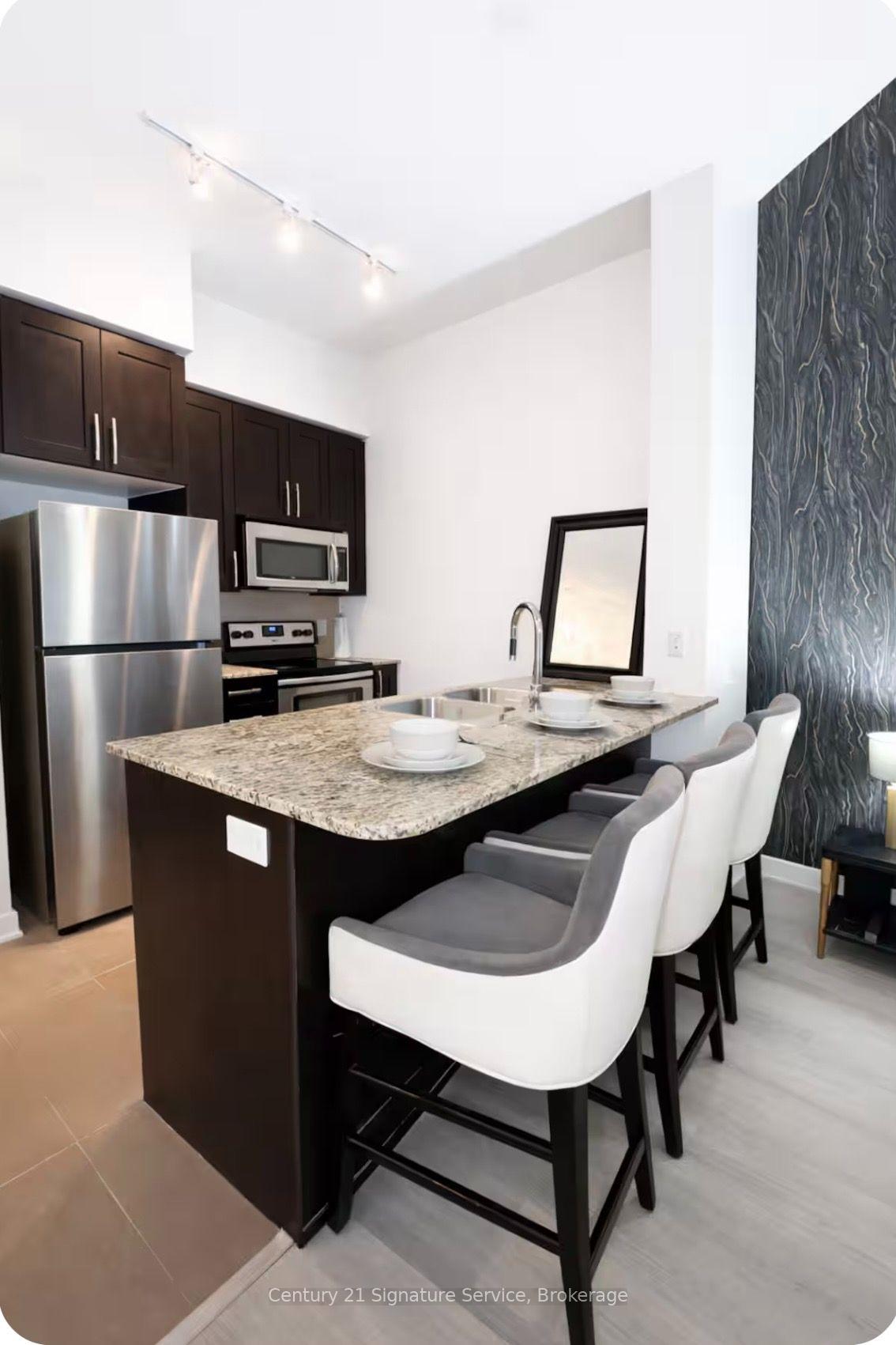 Photo 3 of Unit 711, 4070 Confederation Parkway, Mississauga, City Centre — HOMEH