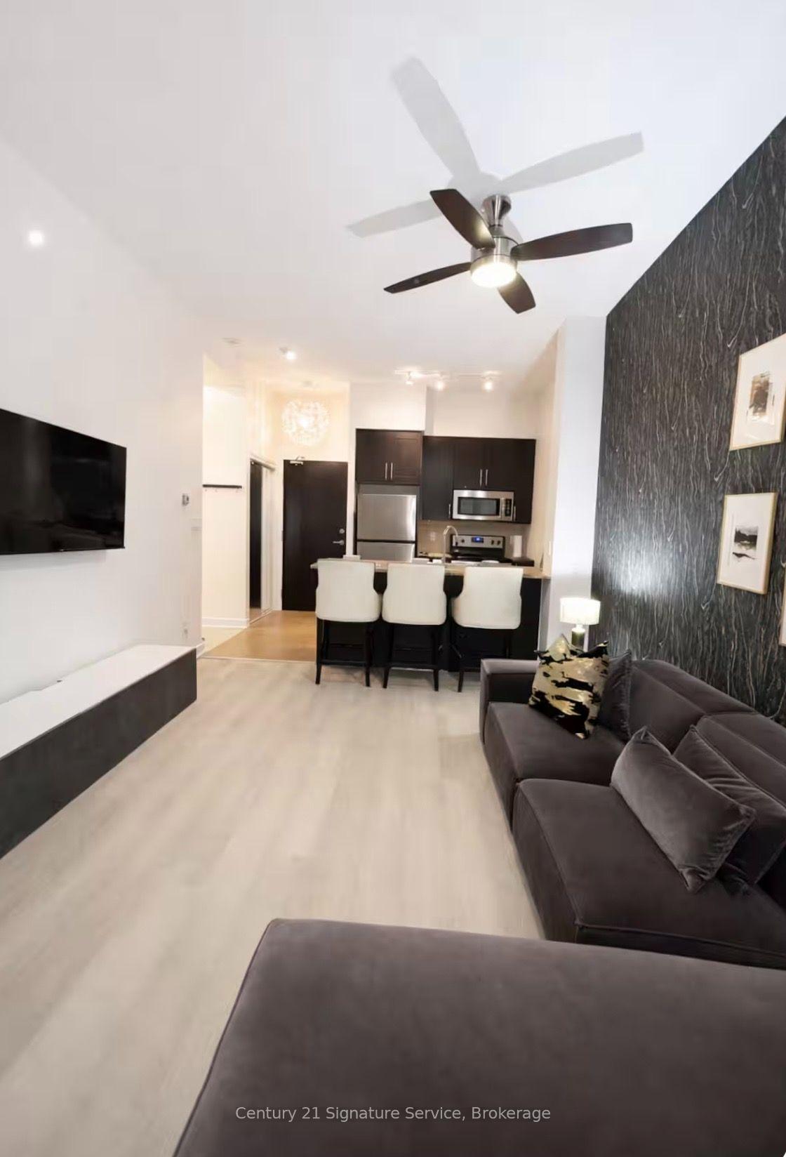 Photo 4 of Unit 711, 4070 Confederation Parkway, Mississauga, City Centre — HOMEH
