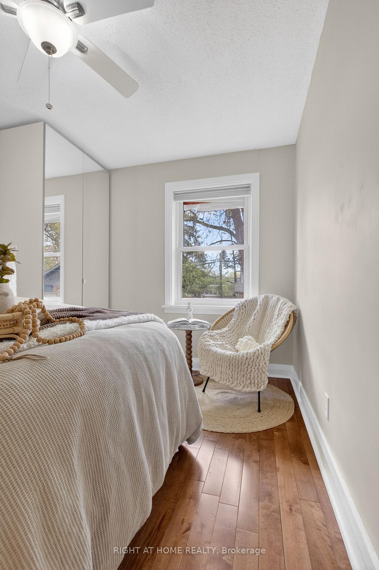 Photo 12 of 77 Elma Street, Etobicoke, Mimico — HOMEH