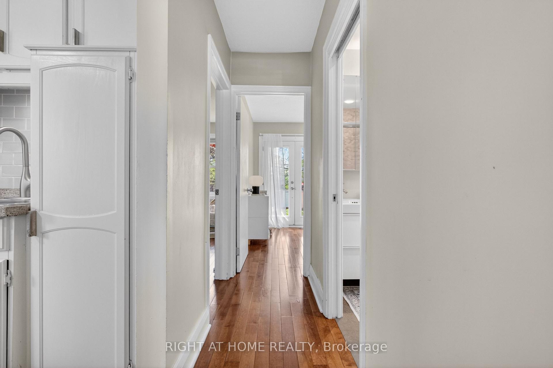 Photo 16 of 77 Elma Street, Etobicoke, Mimico — HOMEH