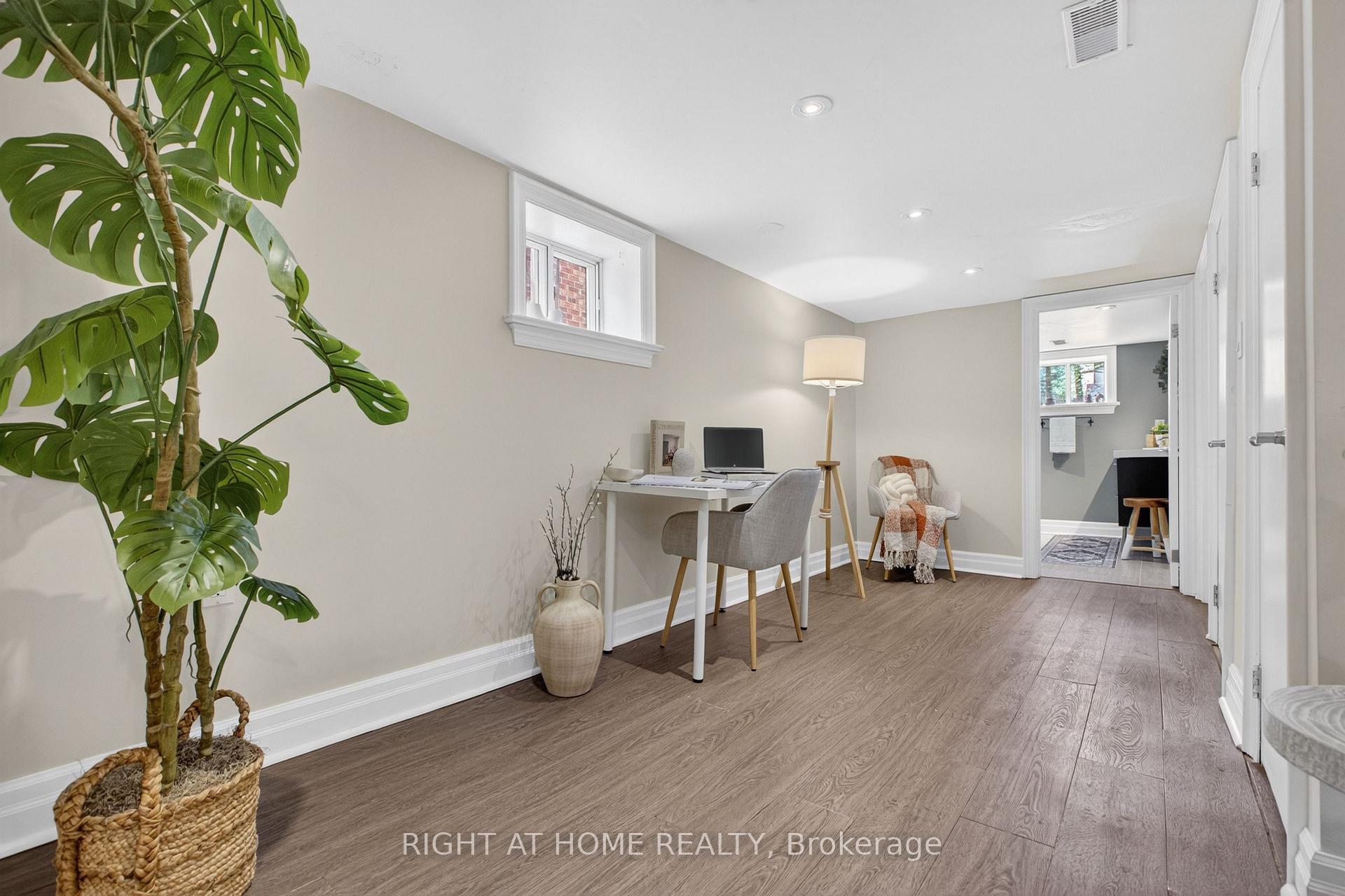 Photo 19 of 77 Elma Street, Etobicoke, Mimico — HOMEH