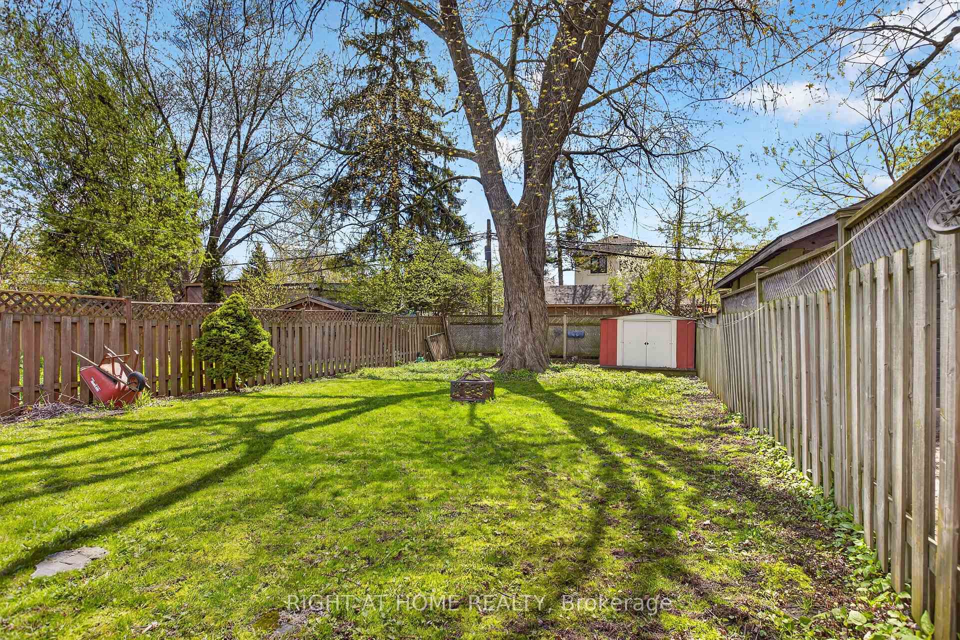 Photo 26 of 77 Elma Street, Etobicoke, Mimico — HOMEH