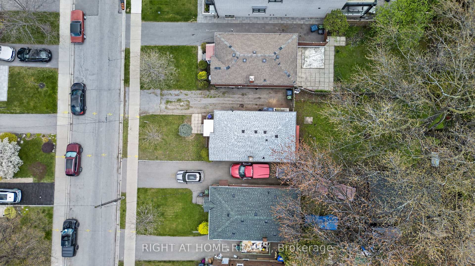 Photo 28 of 77 Elma Street, Etobicoke, Mimico — HOMEH