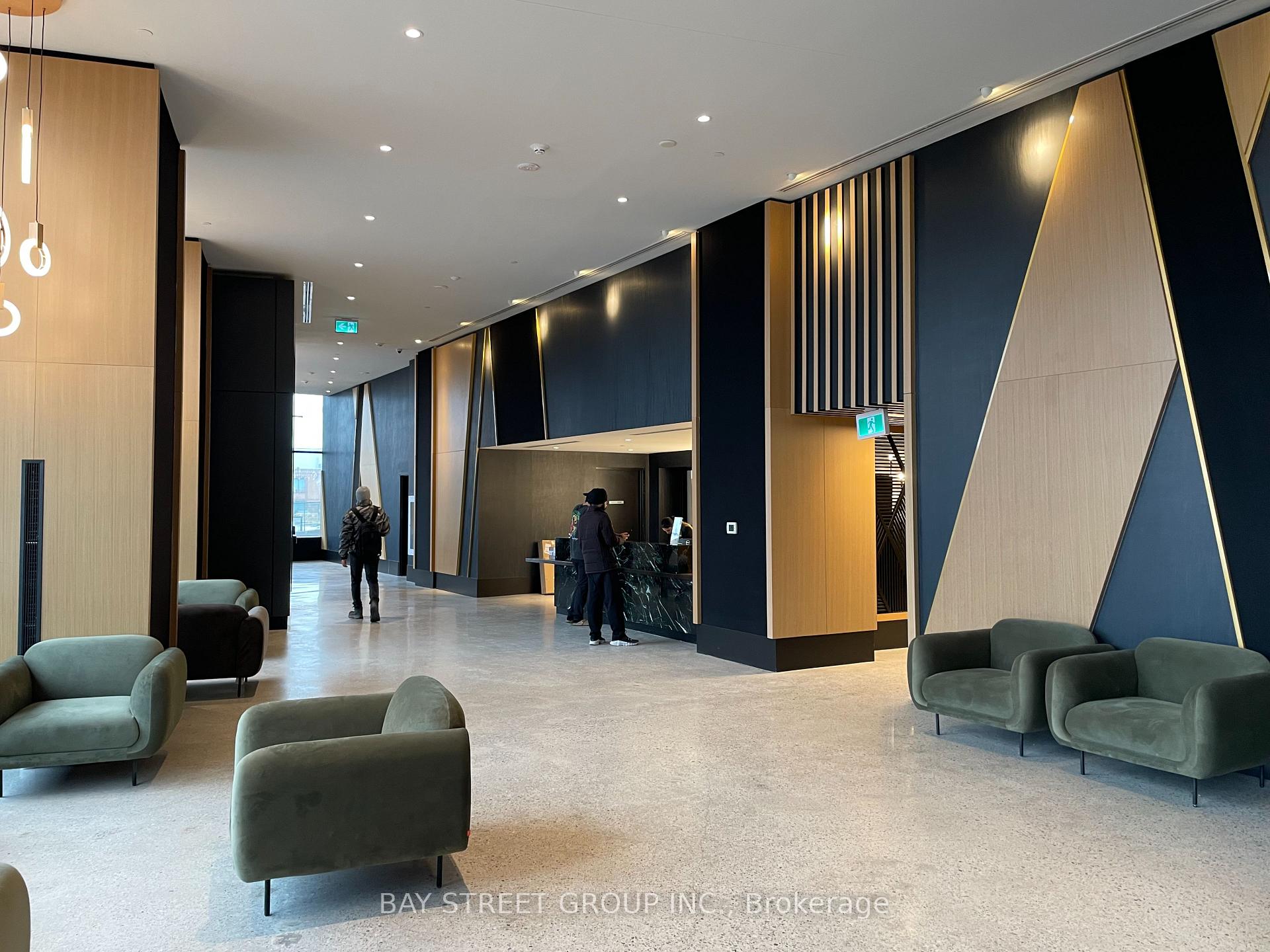 Photo 3 of Unit 4802, 2920 Highway 7 Road, Vaughan, Concord — HOMEH