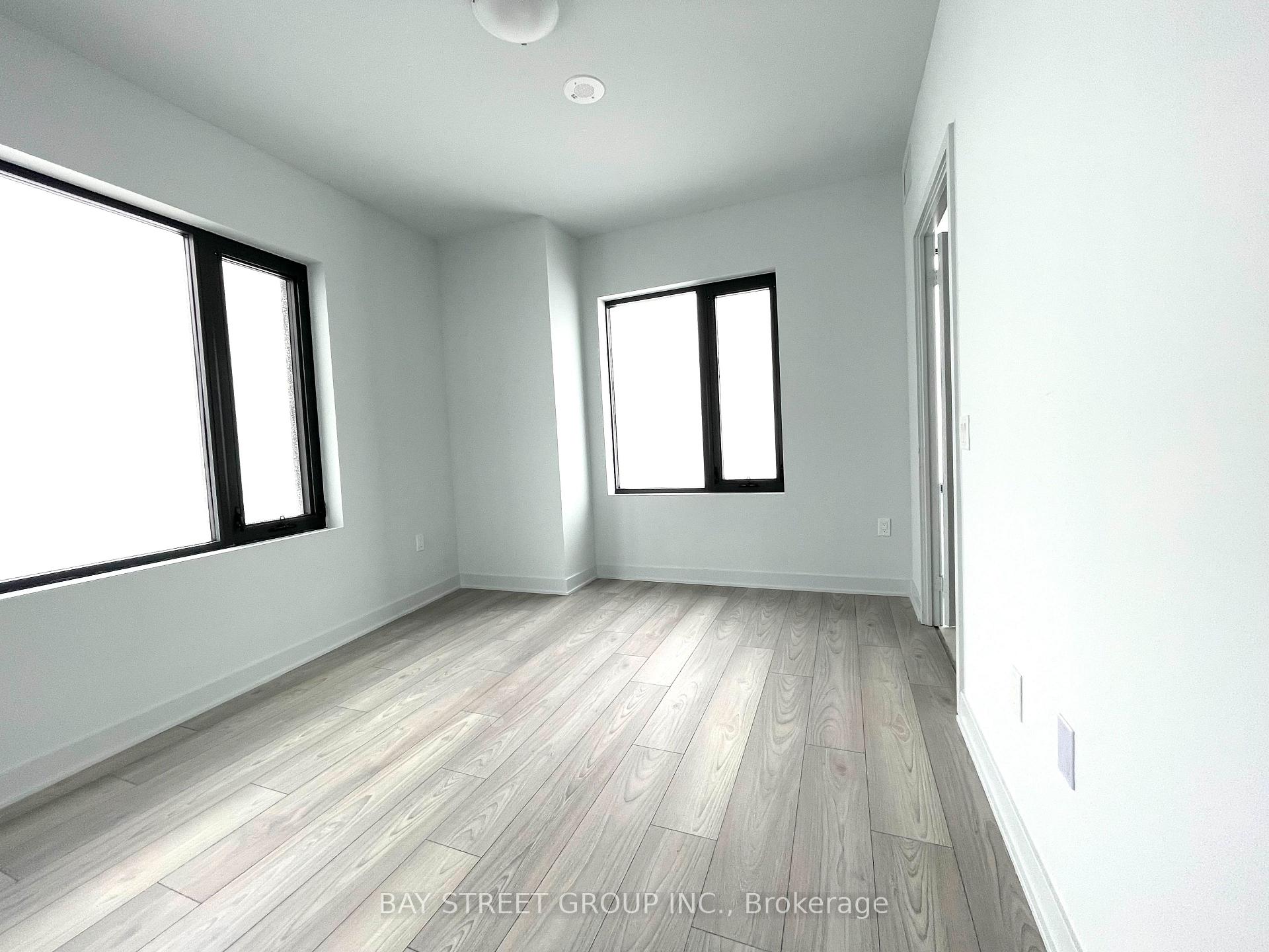 Photo 7 of Unit 4802, 2920 Highway 7 Road, Vaughan, Concord — HOMEH