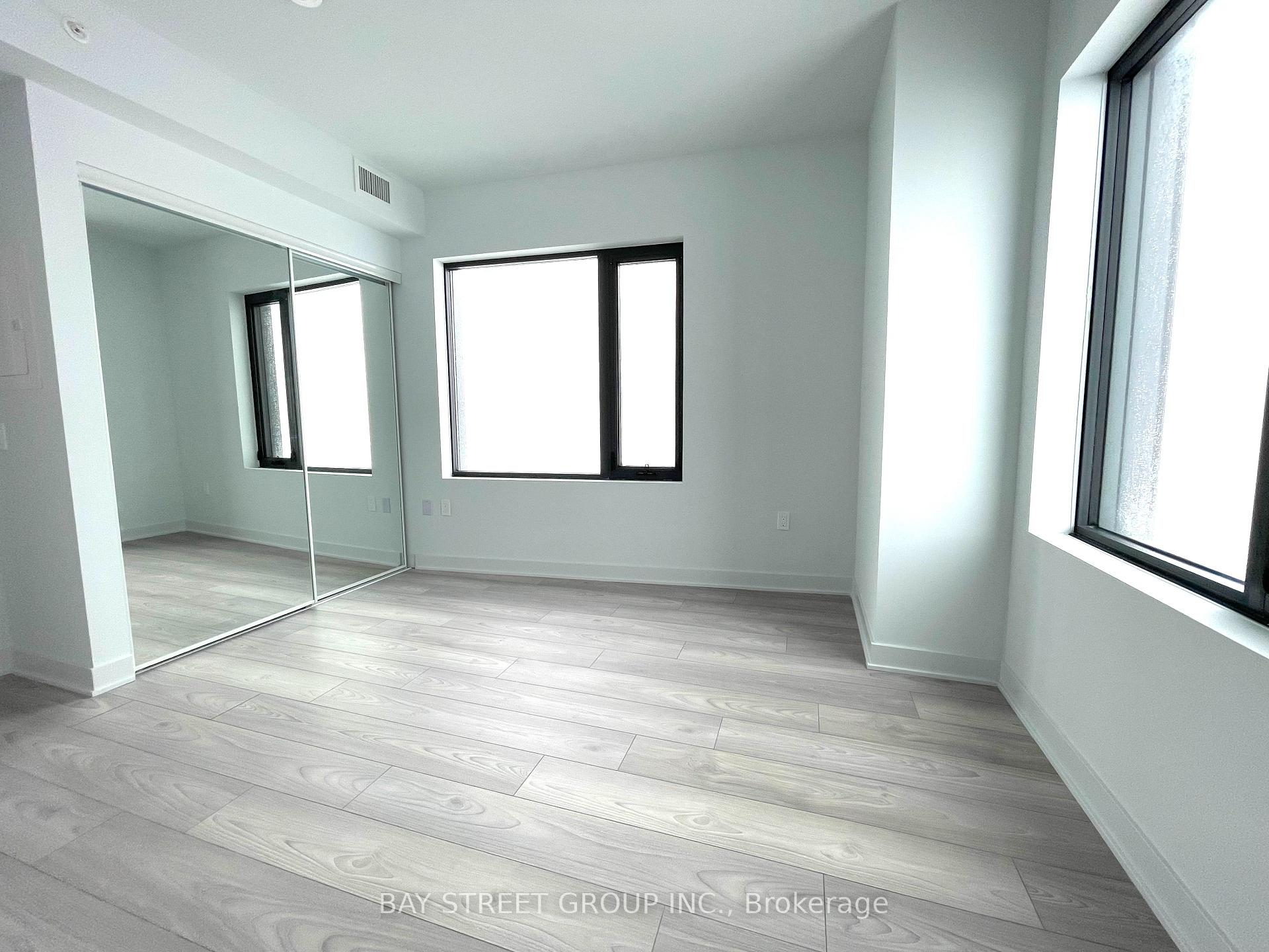Photo 8 of Unit 4802, 2920 Highway 7 Road, Vaughan, Concord — HOMEH