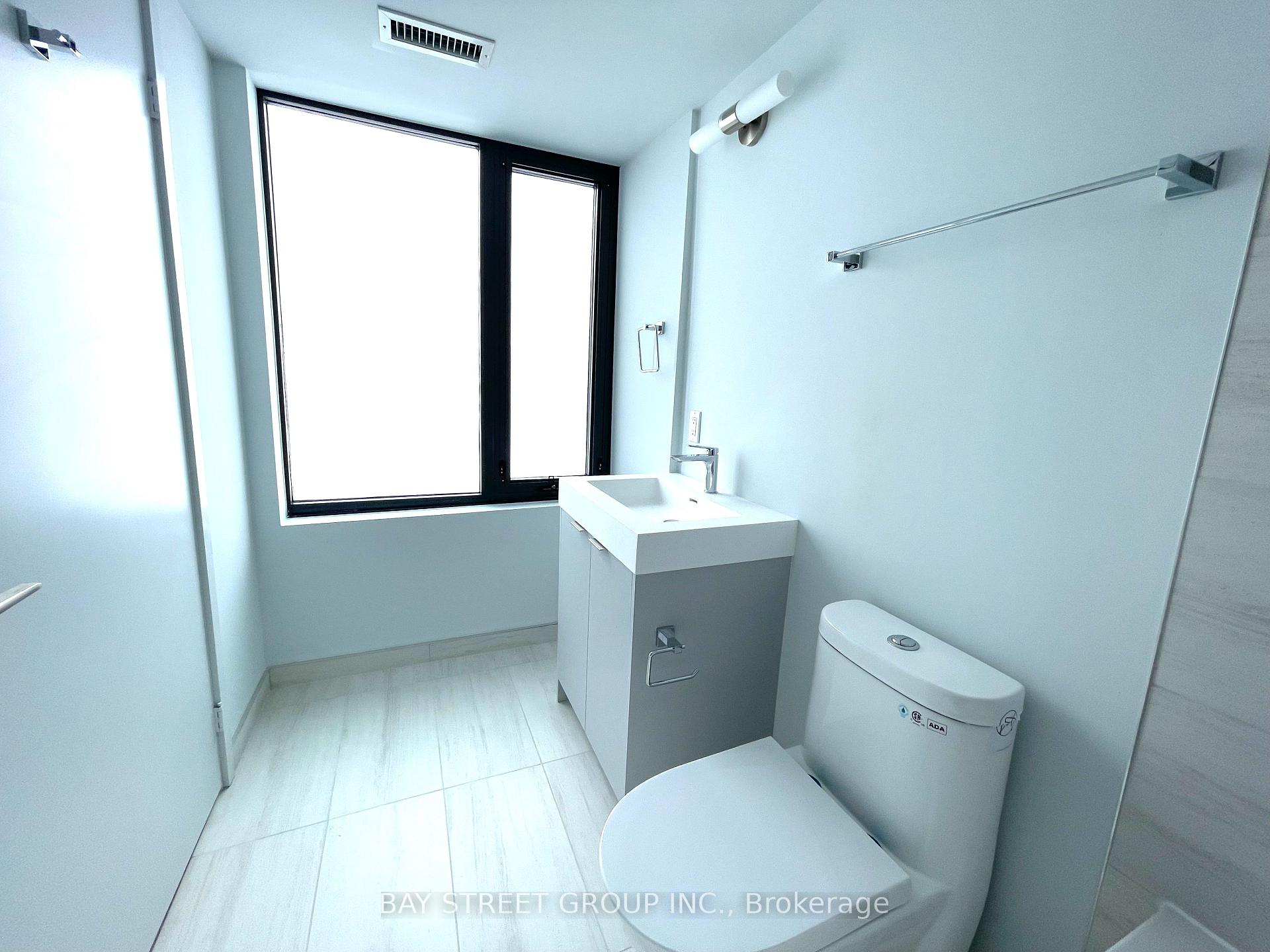 Photo 9 of Unit 4802, 2920 Highway 7 Road, Vaughan, Concord — HOMEH