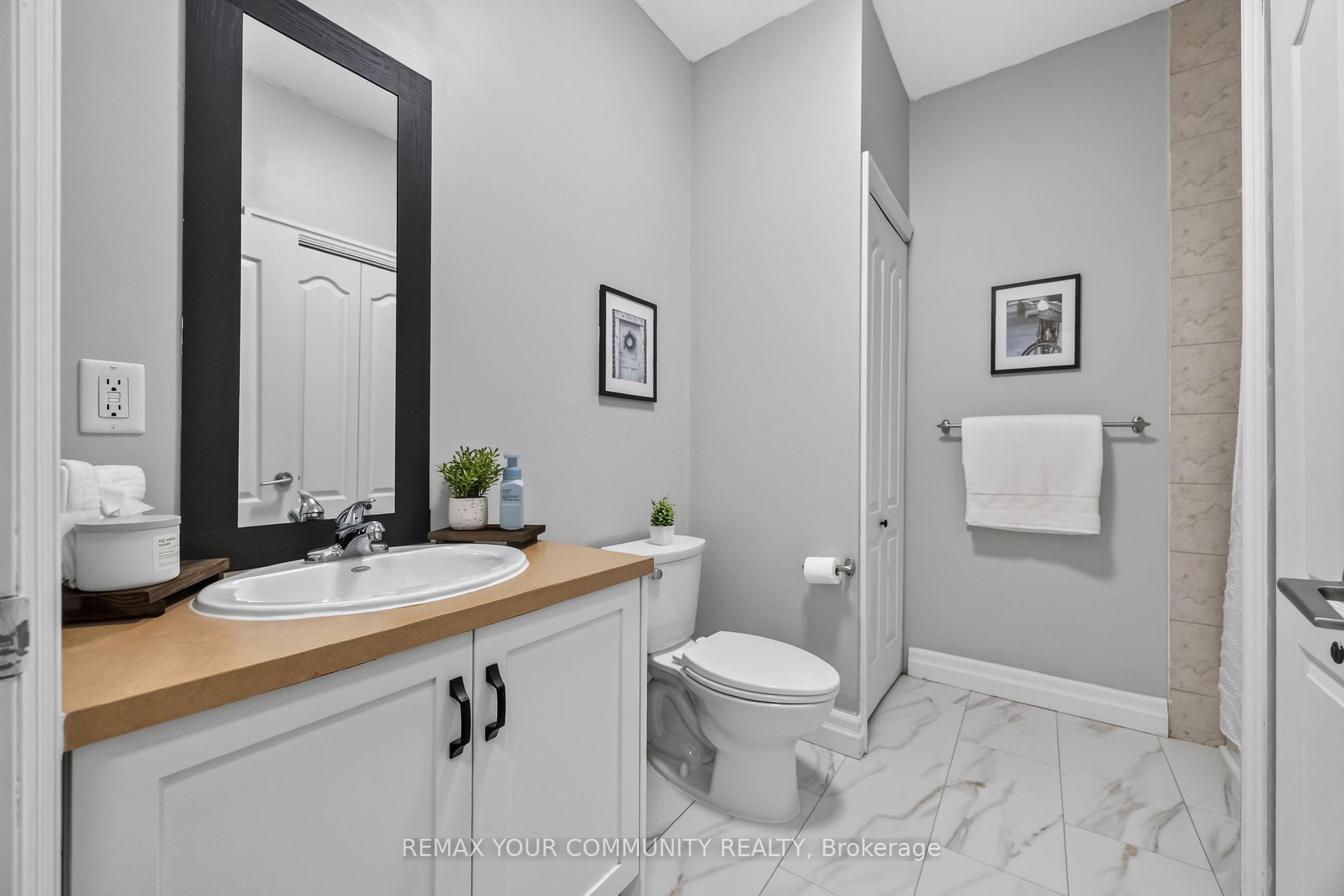 Photo 19 of Unit 101, 44 Bond Street W, Oshawa, O'Neill — HOMEH